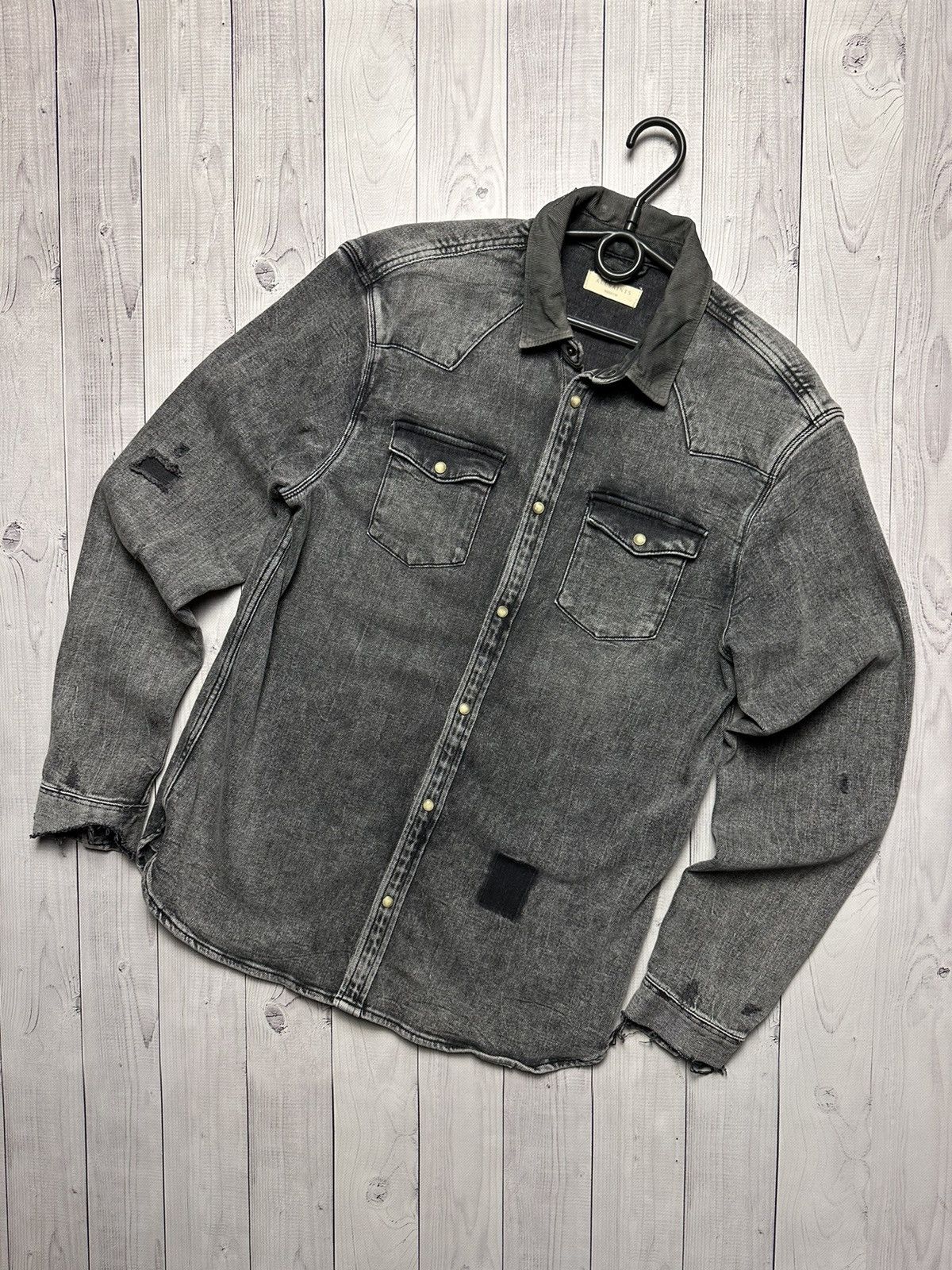 Allsaints × Vintage Vintage Allsaints denim shirt distressed size M grey rare Size US M / EU 48-50 / 2 - 1 Thumbnail