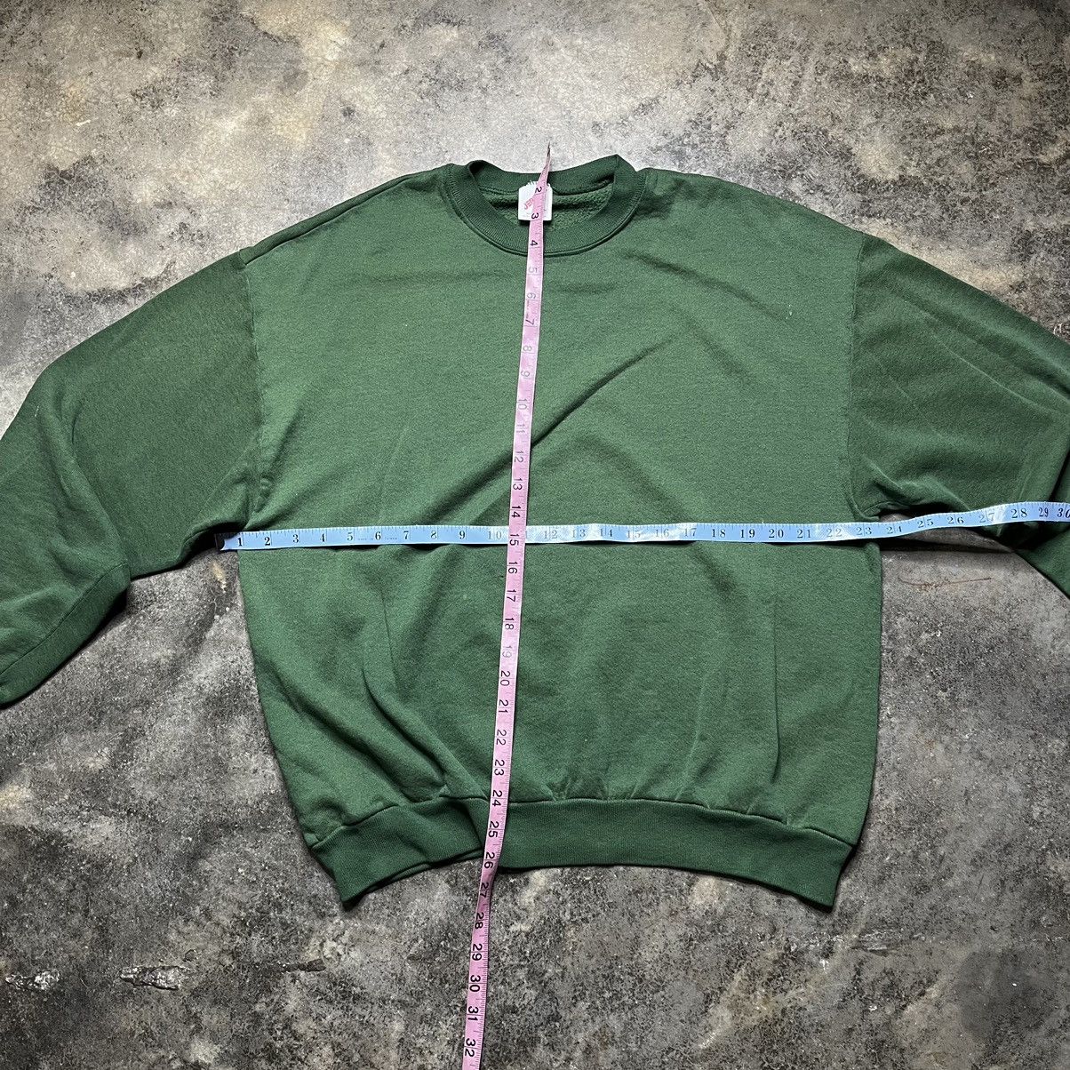 Vintage vintage blank green faded sweatshirt Size US XL / EU 56 / 4 - 5 Thumbnail