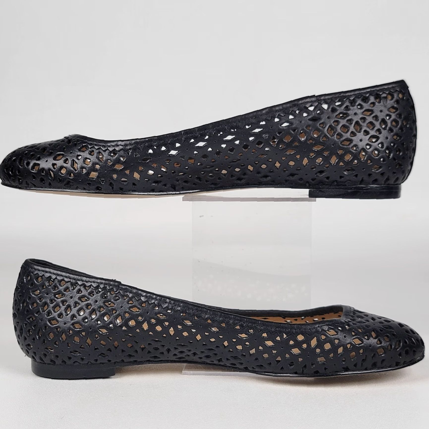 Talbots Talbots Black Leather Flats Size 5M Women Ballet Slip On Flat Leather Lining Breathable Classic Modern Shoes Size US 6 / IT 36 - 4 Thumbnail