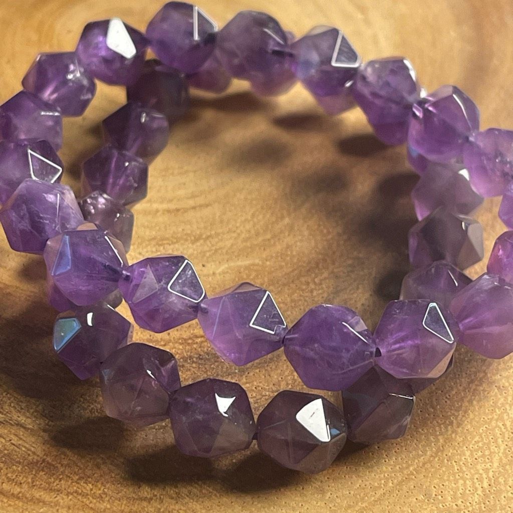 Other Amethyst purple diamond stretch beaded bracelet 7” crystal healing beads 8mm ONE NEW Size ONE SIZE - 2 Thumbnail
