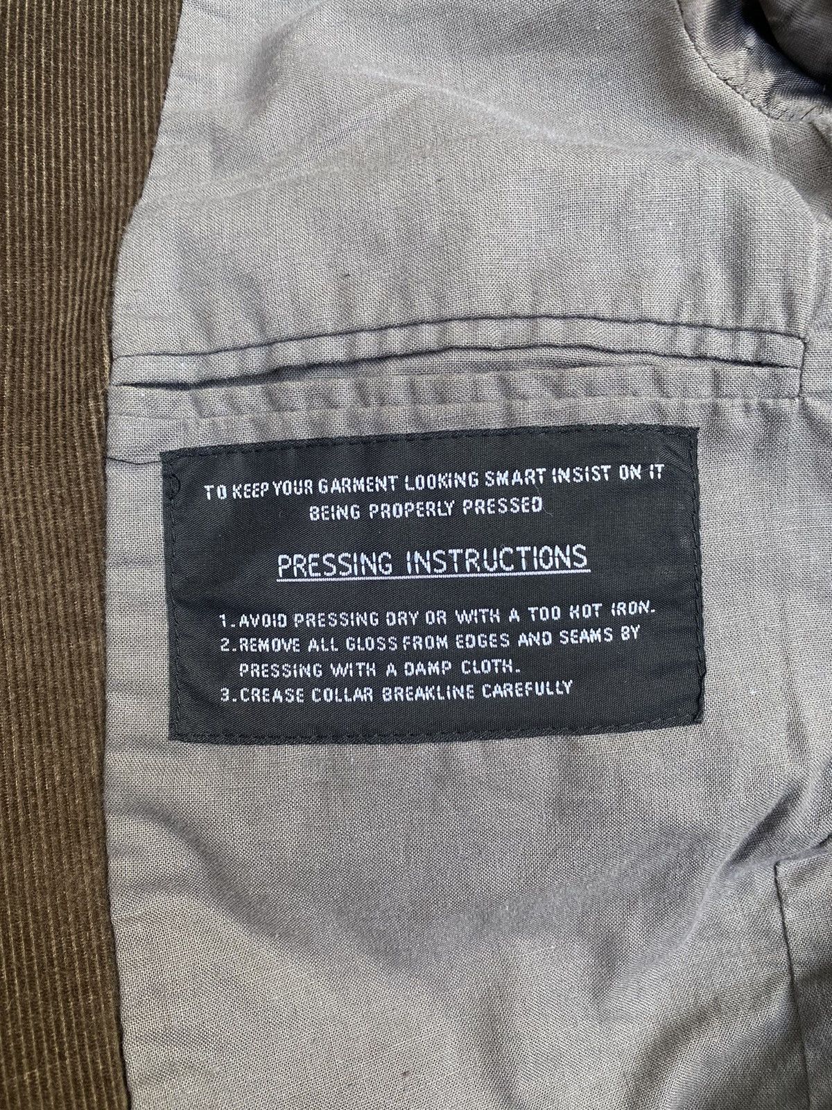 Maison Margiela Archive! S/S 2002 Maison Margiela- Campaign Corduroy Blazer Size US M / EU 48-50 / 2 - 19 Thumbnail