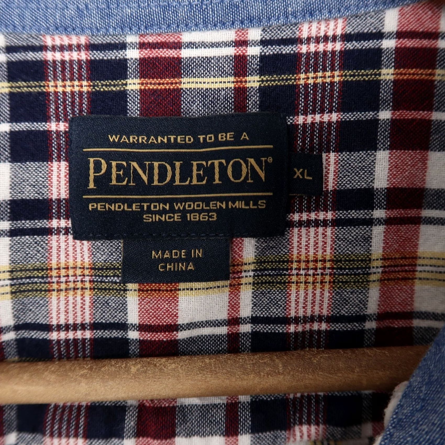 Pendleton Pendleton Shirt Mens XL Red Blue Plaid Button-Down Long Sleeve Chest Pocket Size US XL / EU 56 / 4 - 7 Thumbnail