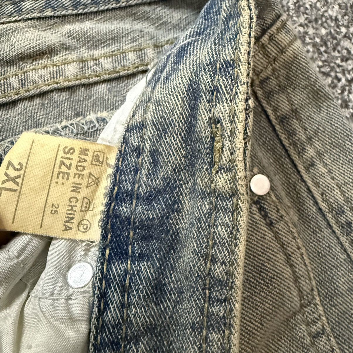 Tornado Mart 🔥🔥🇯🇵 90s Japanese Dirty Faded Flared Jeans Size US 33 - 11 Thumbnail