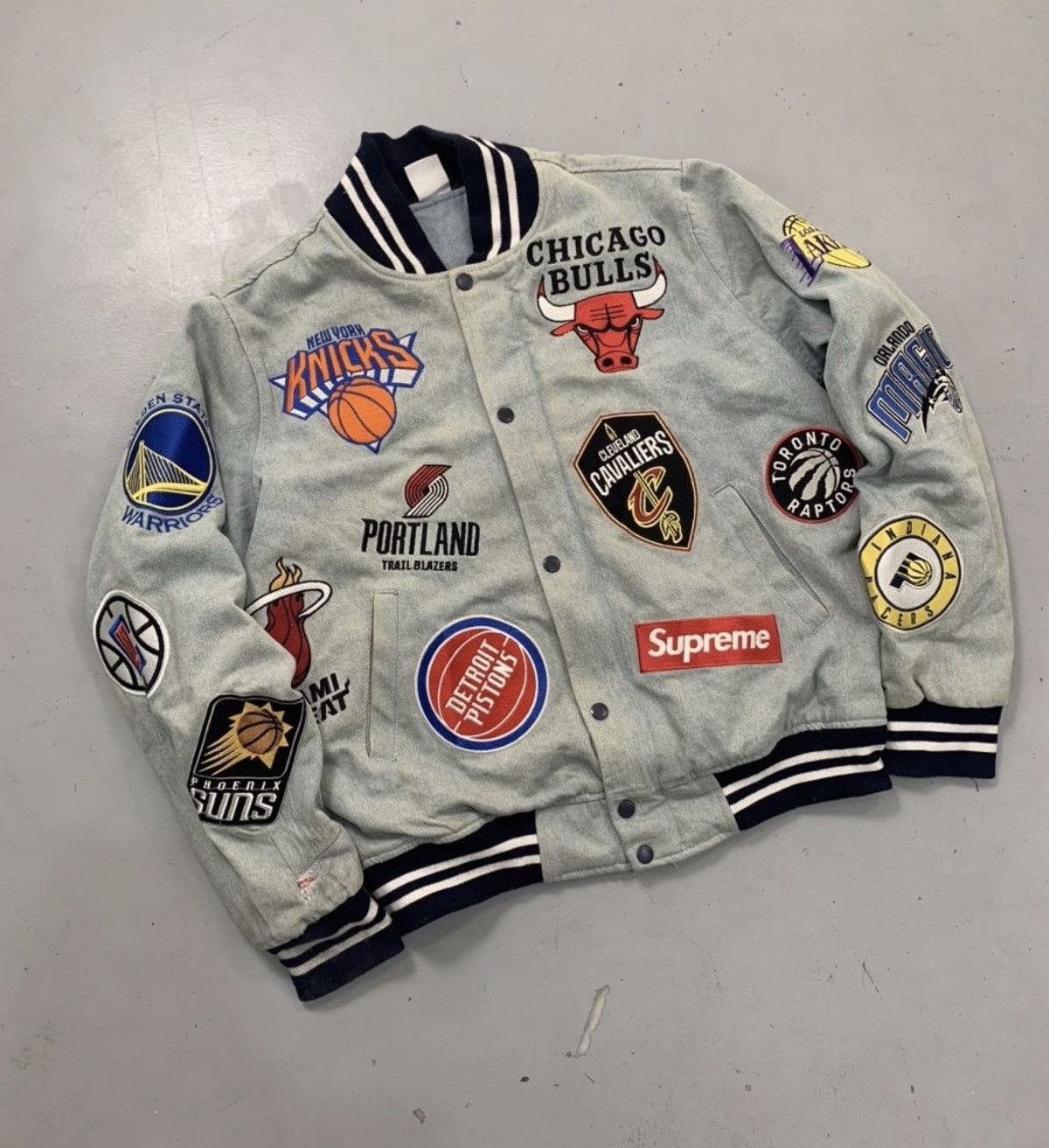 Vintage Nike supreme patch jacket
