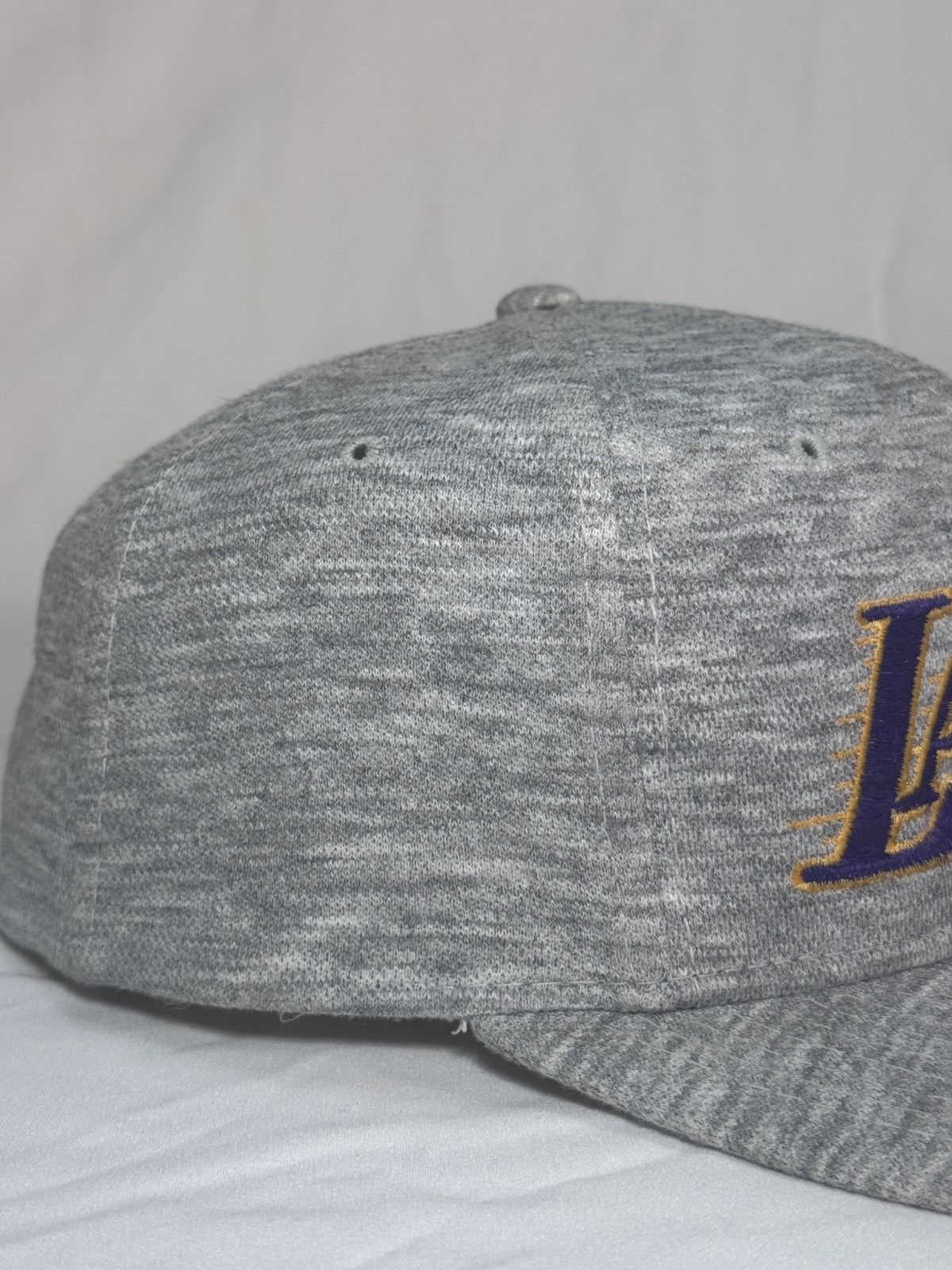 Sports Specialties Sports Specialties Los Angeles Lakers Heather Snapback Hat Size ONE SIZE - 2 Thumbnail