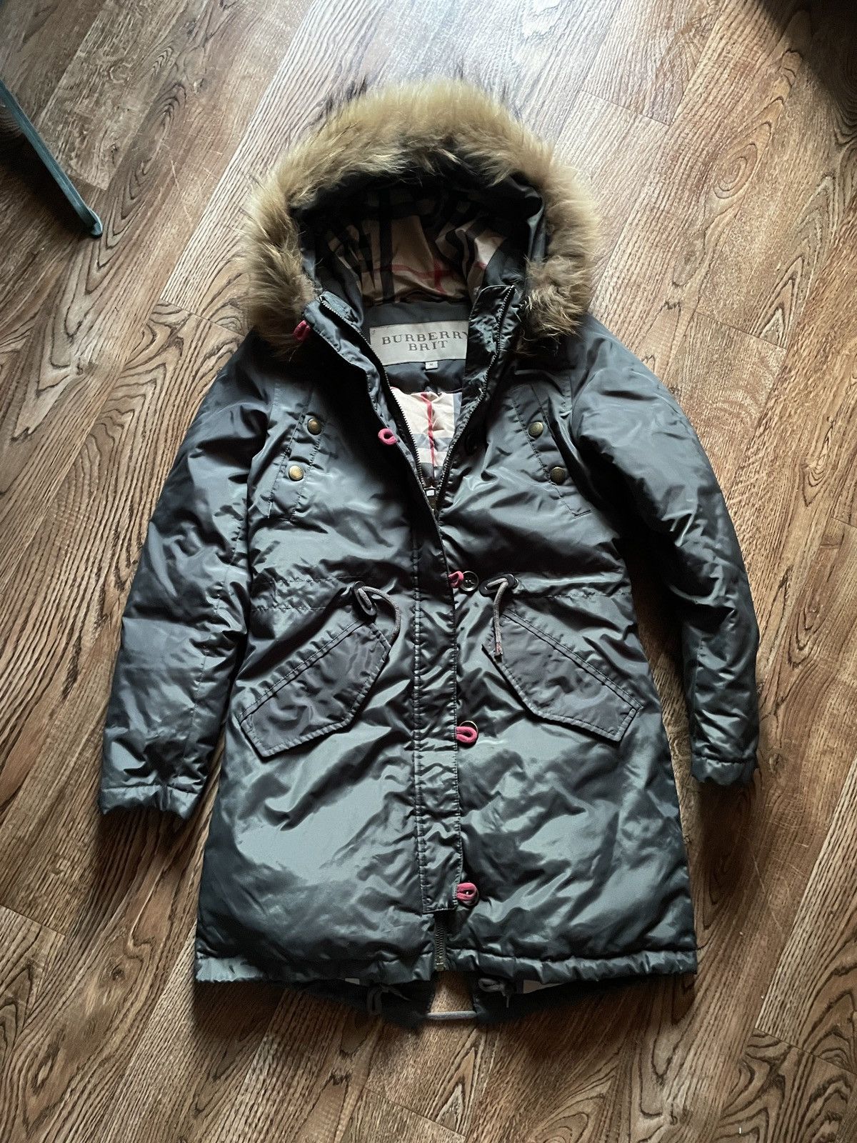 Burberry Burberry Brit Green Puffer Jacket Coat With Fur Size M / US 6-8 / IT 42-44 - 3 Thumbnail