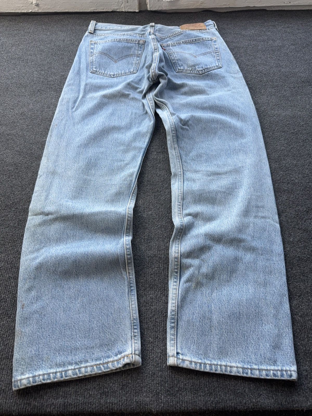 Levi's Retro Levis 501 USA Dirty Light Wash Vintage Straight Jeans Size US 31 - 13 Thumbnail