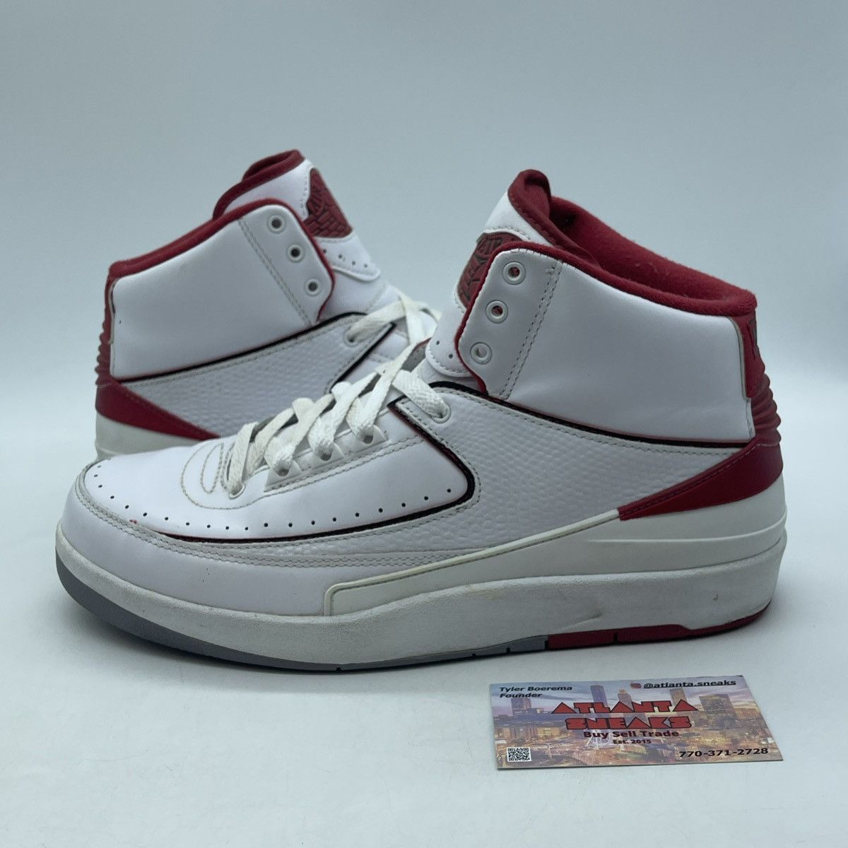 Jordan Brand Air Jordan 2 Chicago home Size US 9 / EU 42 - 1 Thumbnail