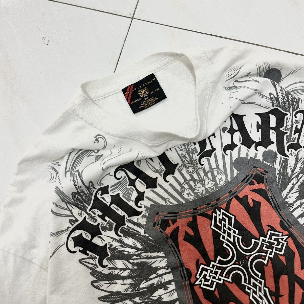 Phat Farm Phat Farm Vintage Y2K Tribal Cross Tee Size US XXL / EU 58 / 5 - 4 Thumbnail