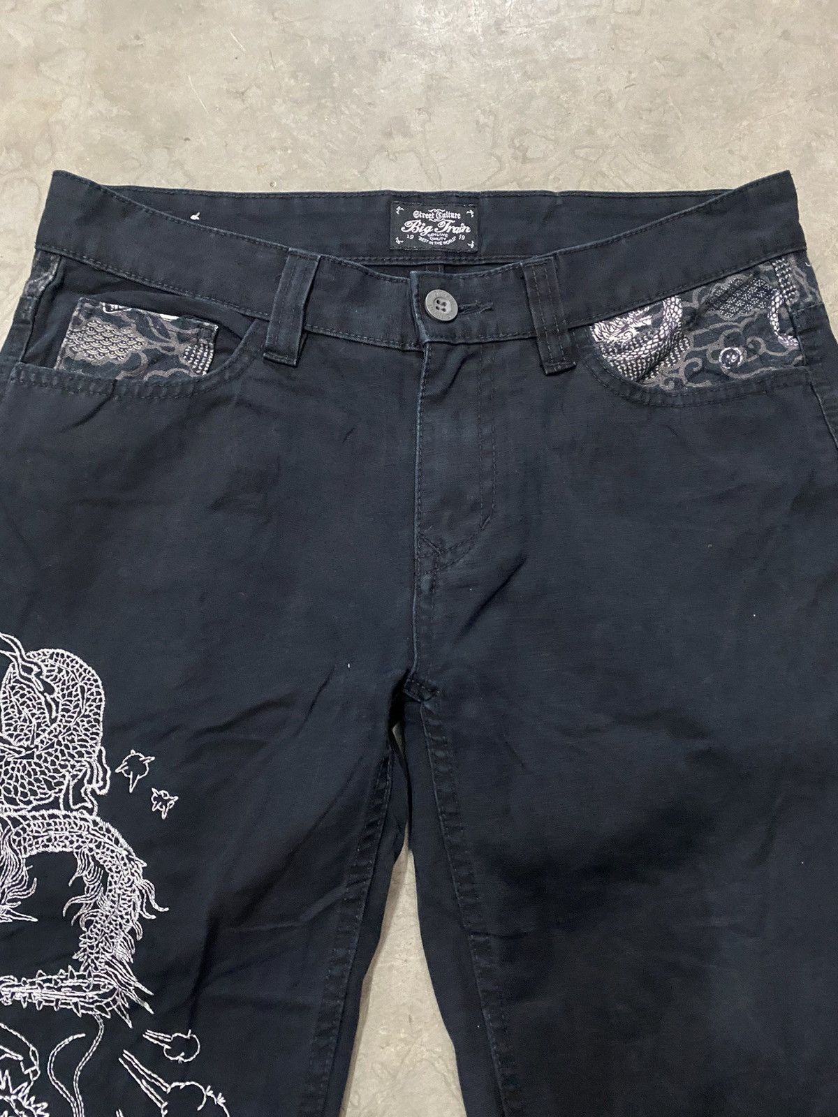 If Six Was Nine × Le Grande Bleu (L.G.B.) × Tornado Mart Jeans Japan Big Train Dragonfly Embroidery Sukajan Size US 32 / EU 48 - 3 Thumbnail