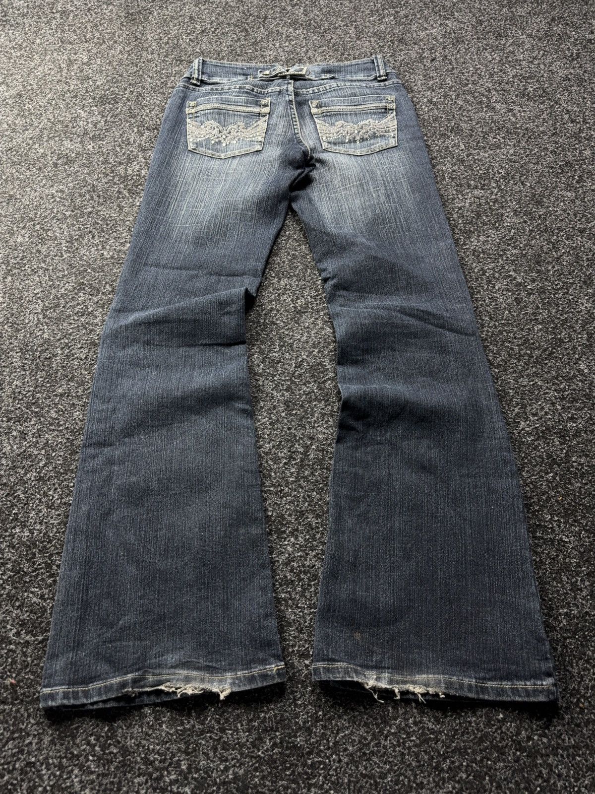 Japanese Brand Retro 00s Y2K Rhinestone Embroidered Bootcut Jeans Size 27" / US 4 / IT 40 - 10 Thumbnail