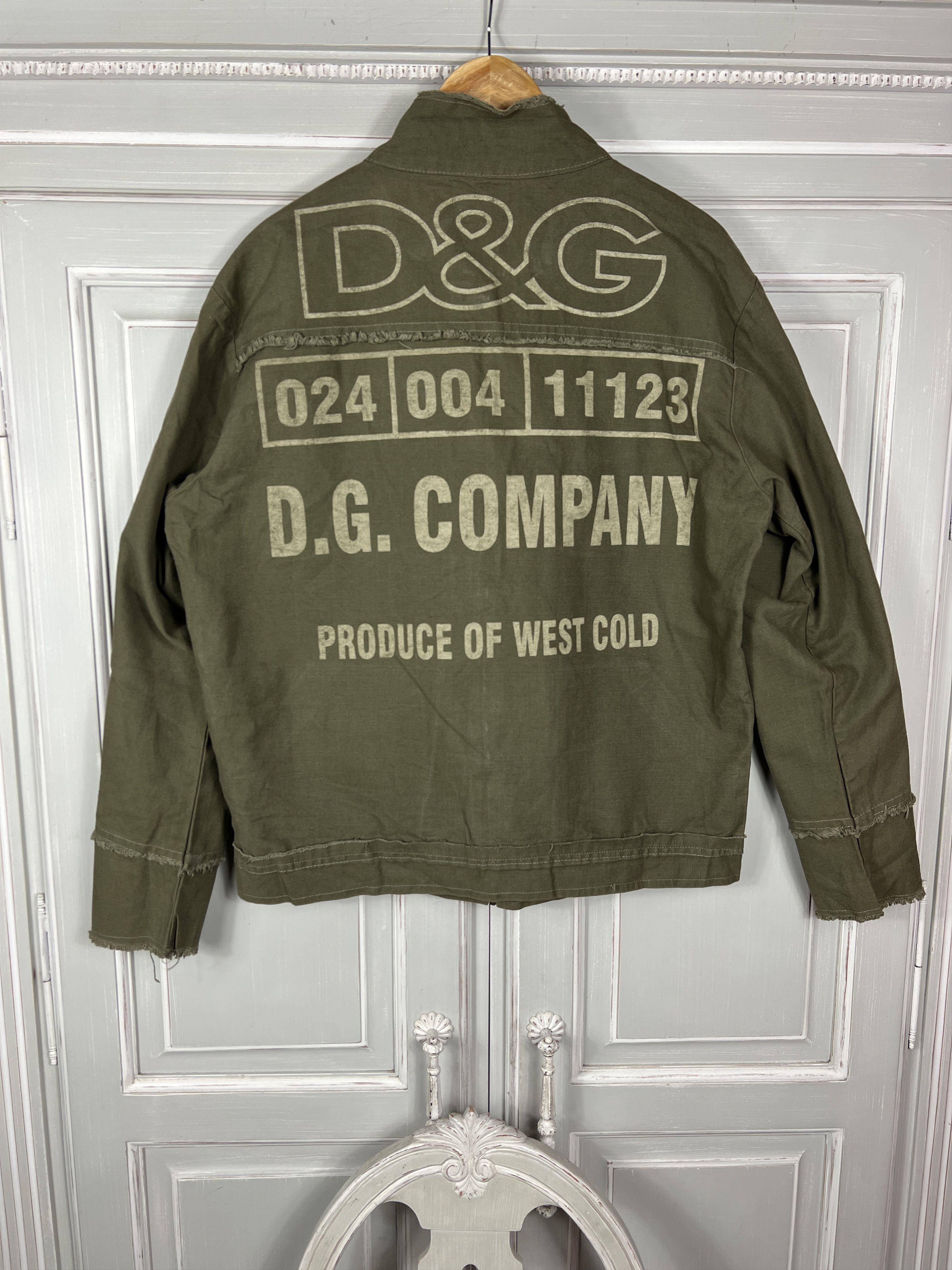 image of Avant Garde x Dolce Gabbana Vintage Dolce Gabbana Jacket Logo Avantgarde 90's in Khaki (Size Large)