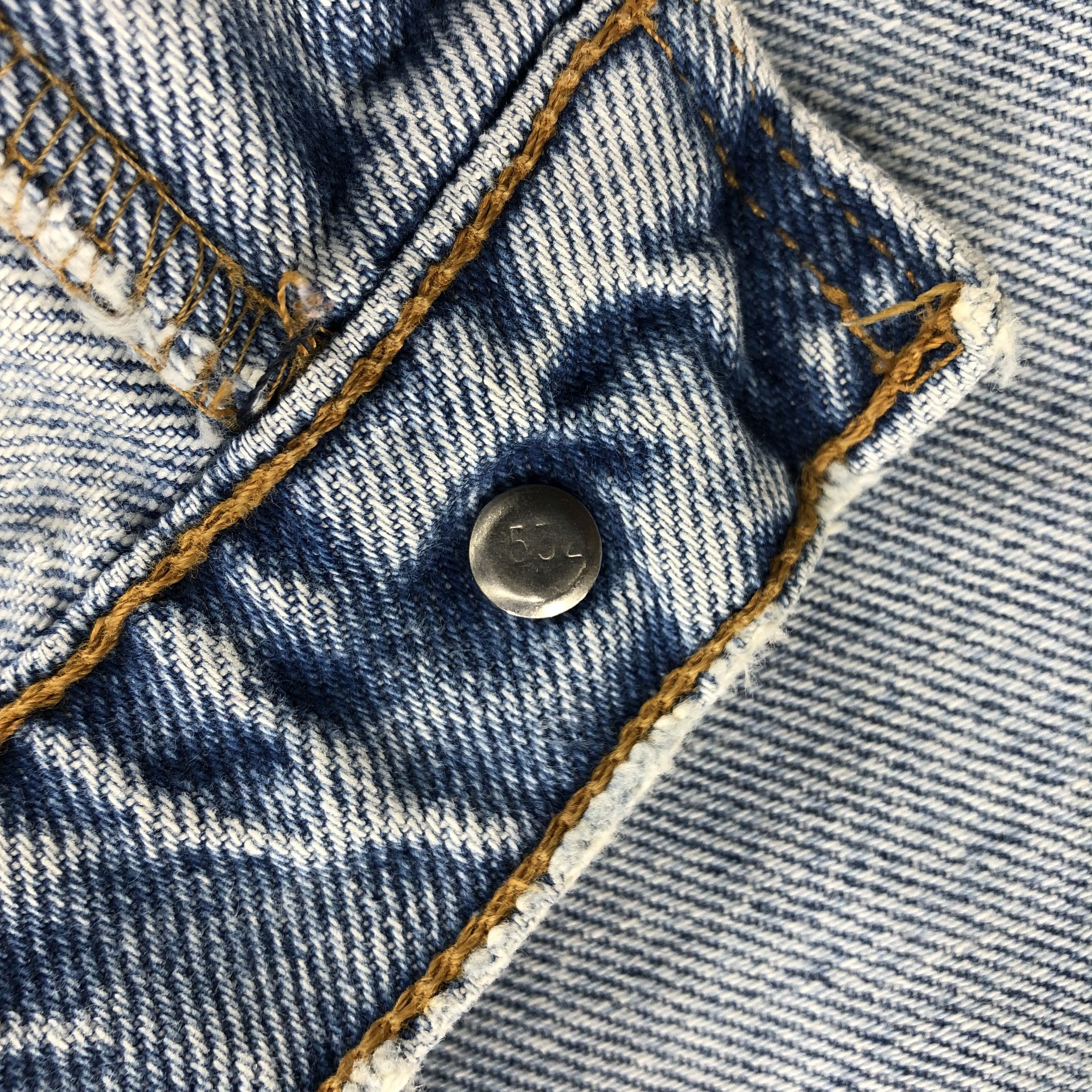 Levi's 90s Vintage Light Wash Levis 551 Jeans-J1583 Size US 33 - 12 Thumbnail