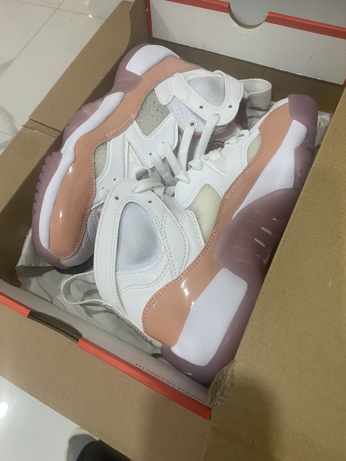 Jordan Brand × Nike Size 7 Y worn once (Like New) 3 Rings Jordans Size US 7 / IT 37 - 1 Thumbnail