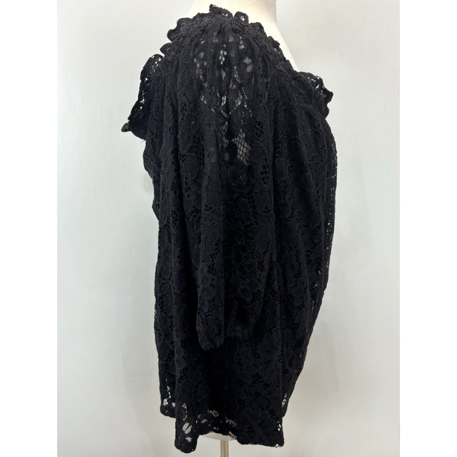 Vintage Lane Bryant Women's Plus Size 22/24 Off The Shoulder Lace Blouse Black Goth Shirt Size 3XL / US 20-22 - 4 Thumbnail