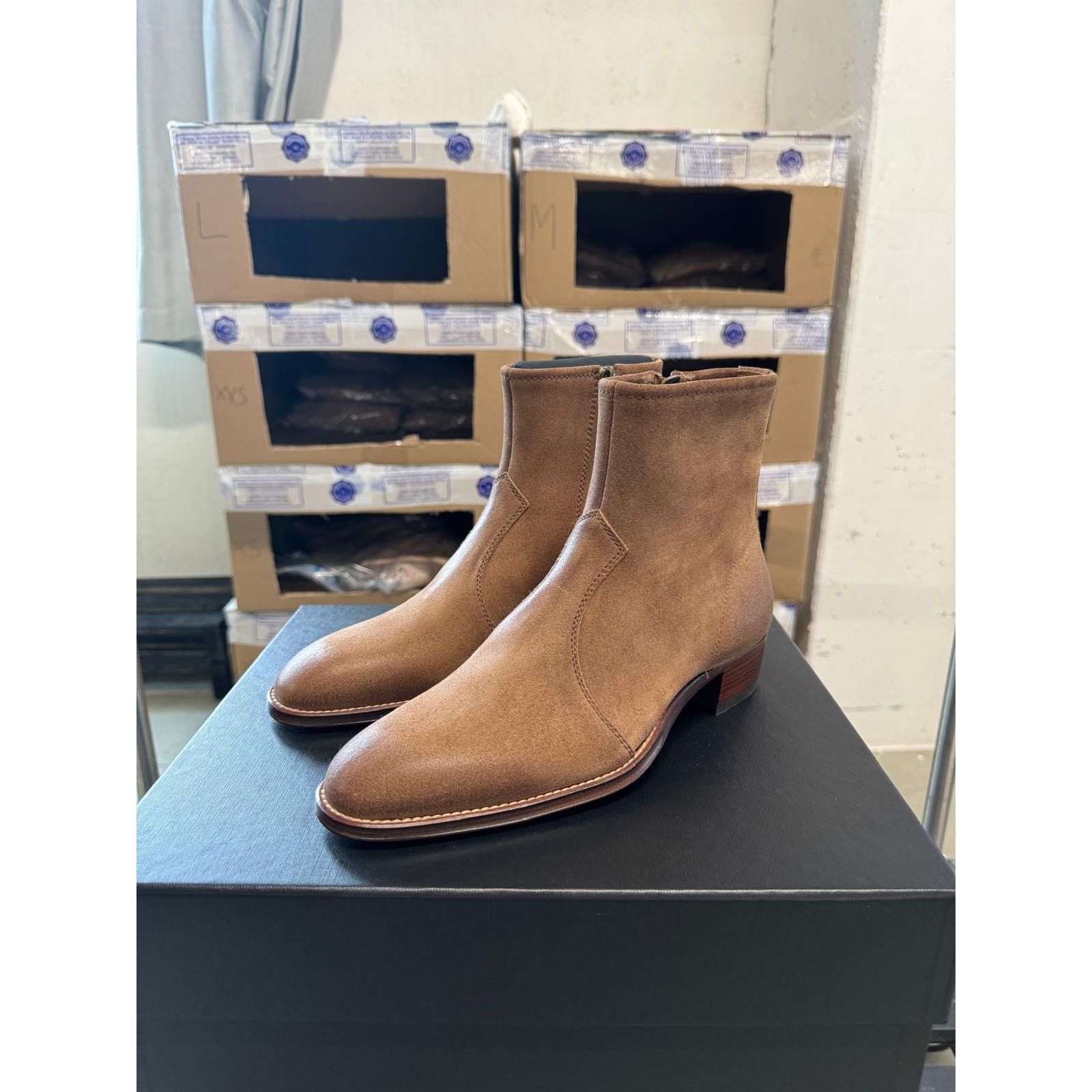 Saint Laurent Paris o1alsimx924 Q:2 / 669285 Wyatt Chelsea Suede Boots in Brown Size US 7 / EU 40 - 3 Thumbnail