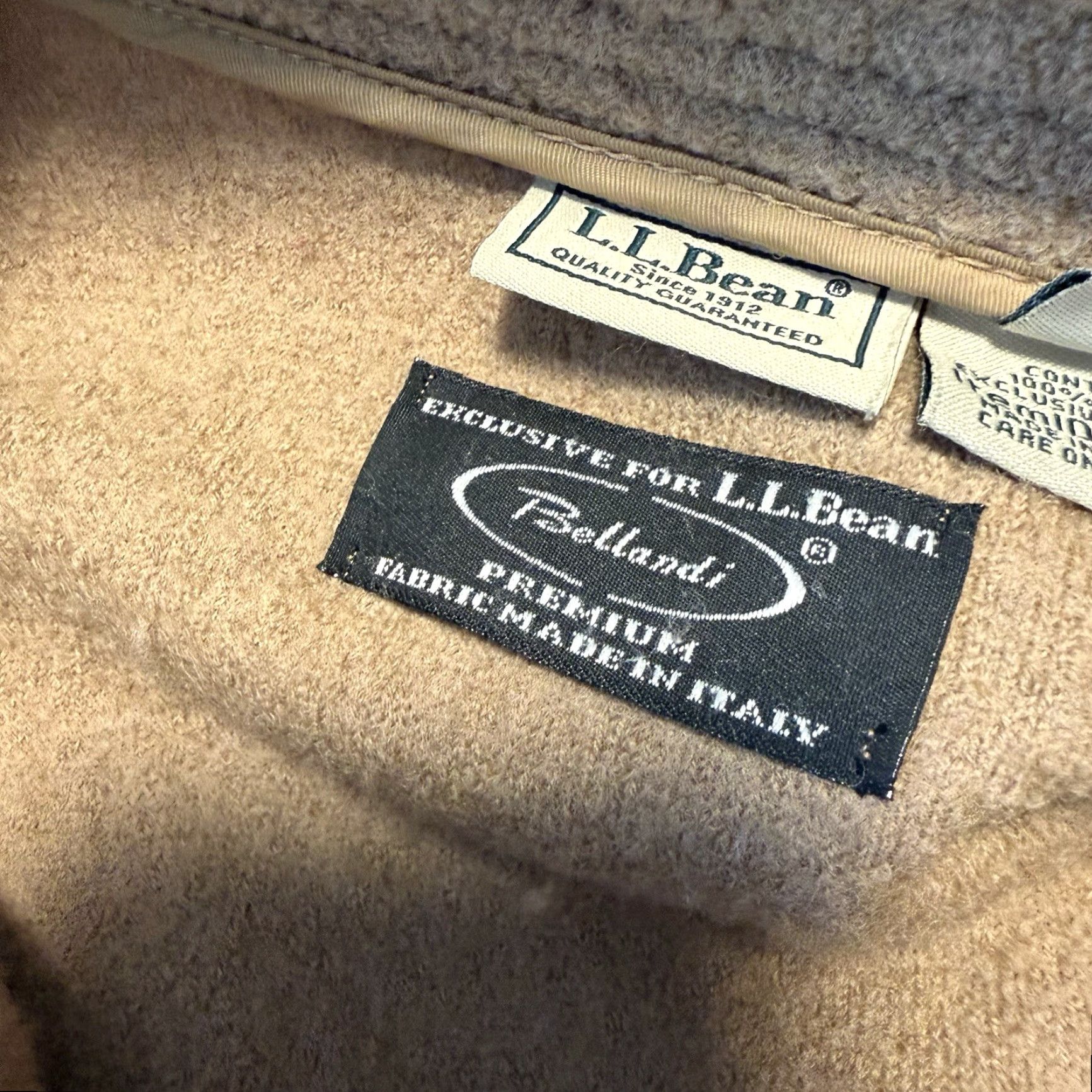Vintage VINTAGE L.L. Bean Peacoat Beige Wool Bellandi Wind Wool City Classic Preppy Minimalist Mature Women Petite Medium Button Up Italy/Sleeve hole noted Size M / US 6-8 / IT 42-44 - 4 Thumbnail