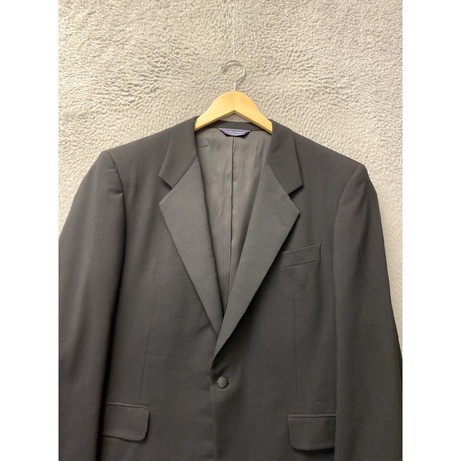 Gieves & Hawkes GRIEVES & HAWKES Tuxedo Men 43R Black 1-Button Single-Breasted Wool 2 Piece Suit | Long Jacket, Black Tuxedo for Business Wedding Casual Mens Size 40R - 3 Thumbnail