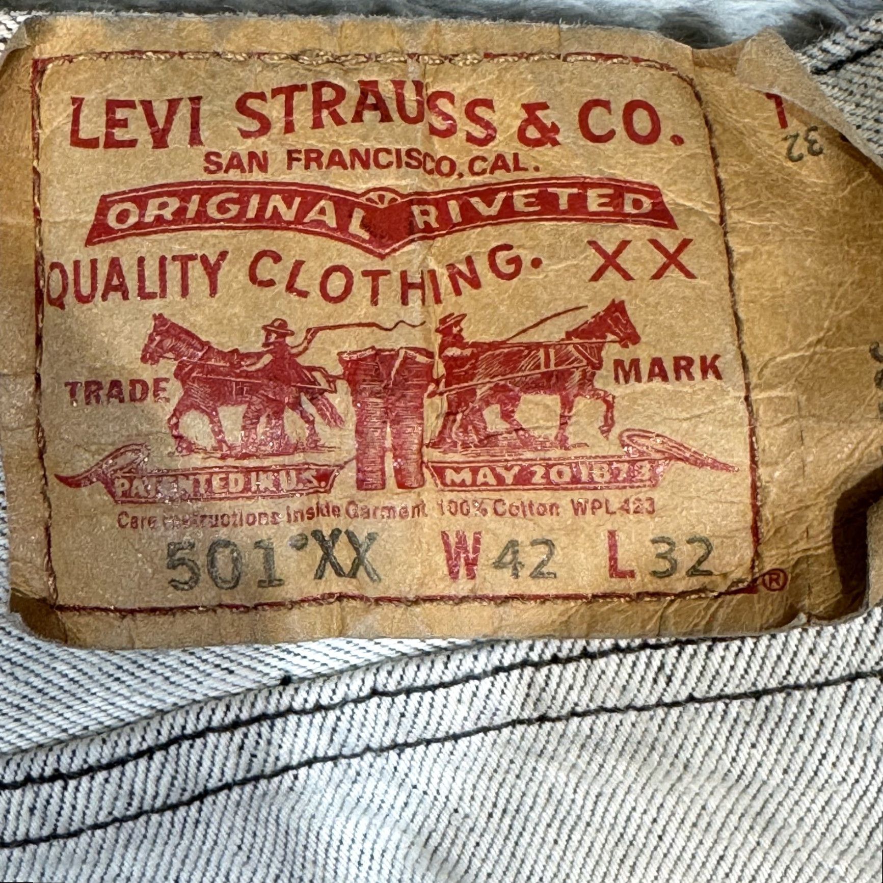 Levi's VINTAGE Levi's 501 Jeans Mens 42x32 Gray Straight Jeans Button Fly Denim Classic Style Fits Classic 5-Pocket Logo Mens Size US 42 / EU 58 - 5 Thumbnail