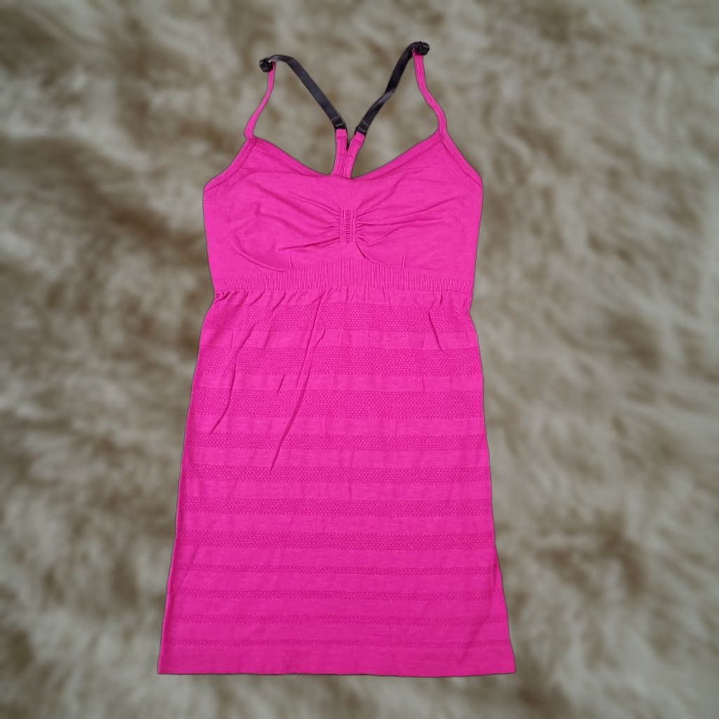 Lululemon Lululemon Tank Top Women’s Size 4 Pink Stretch Active Tank Top Sleeveless Round Neck Pullover Spaghetti Strap Fitness Casual Women Size S / US 4 / IT 40 - 1 Thumbnail