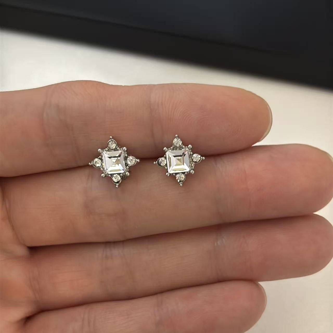 Other Star Stud Earrings for Men Women Streetwear Hip Hop Punk Size ONE SIZE - 6 Thumbnail