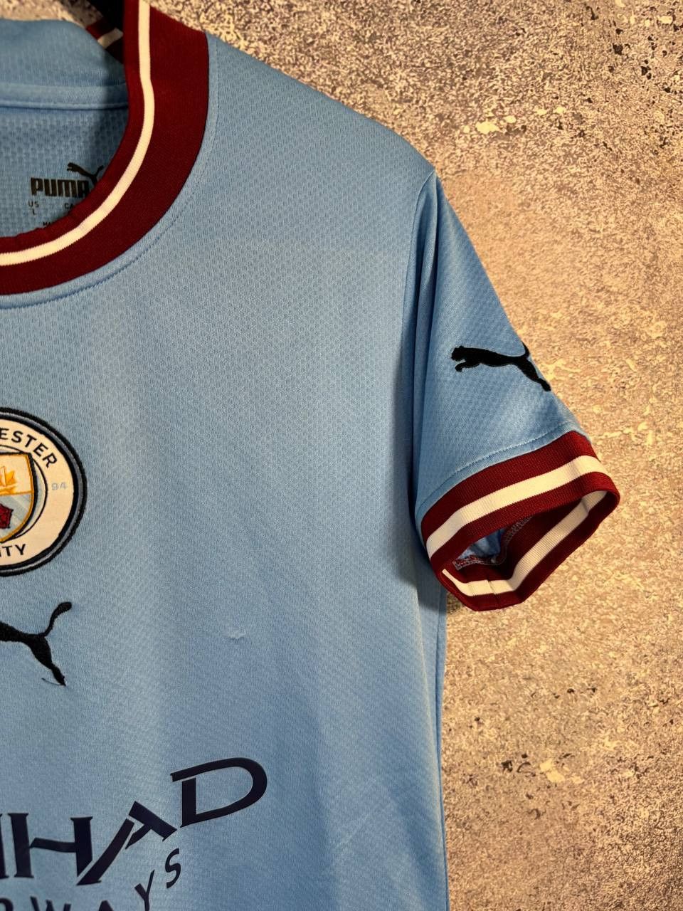 Puma Woman's Vintage Manchester City 2022/23 Puma Jersey Size US L / EU 52-54 / 3 - 6 Thumbnail
