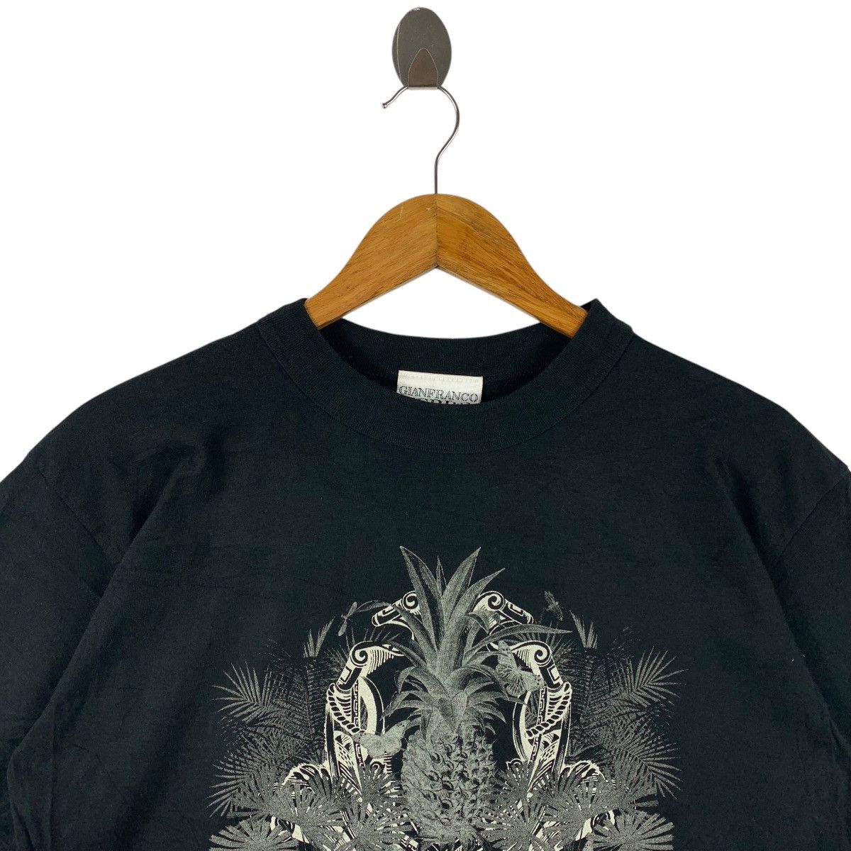Gianfranco Ferre × Japanese Brand × Vintage Vintage 90s GIANFRANCO FERRE big printed spellout tee Size US S / EU 44-46 / 1 - 2 Thumbnail