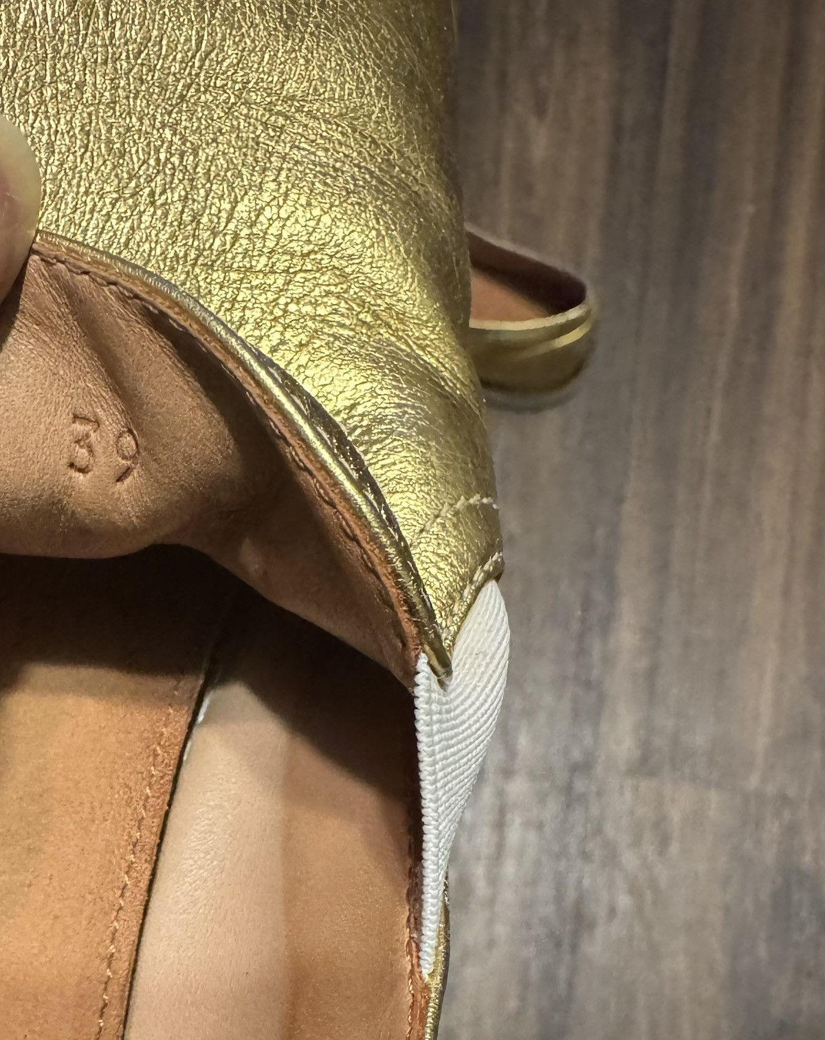 Bottega Veneta Bottega Veneta Gold Metallic Leather Slip-On Size US 9 / IT 39 - 9 Thumbnail