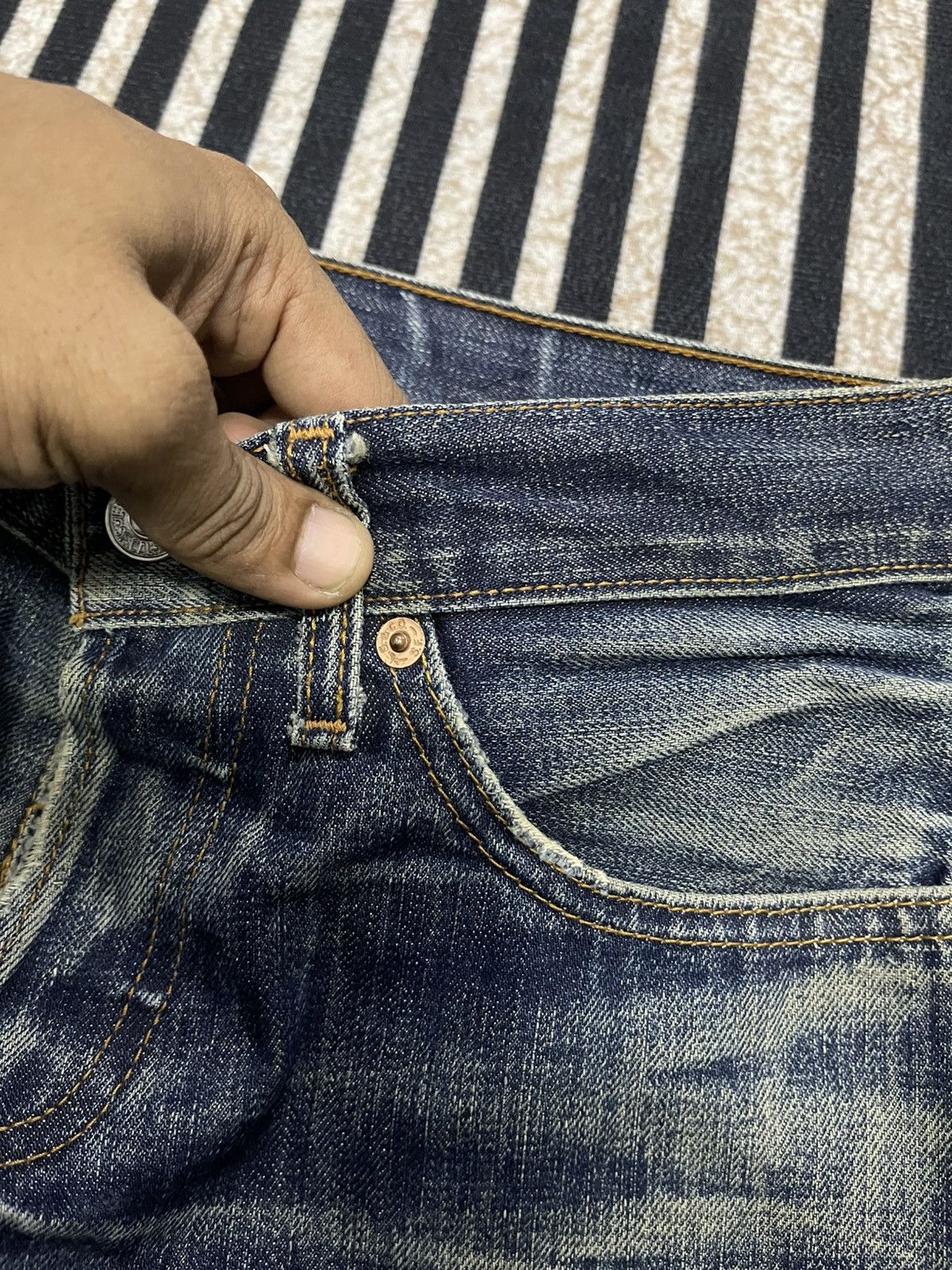 Levi's Vintage Clothing VINTAGE 90s LEVIS WASHABLE DISTRESSED JEANS NICE DESIGN Size 28" / US 6 / IT 42 - 8 Thumbnail