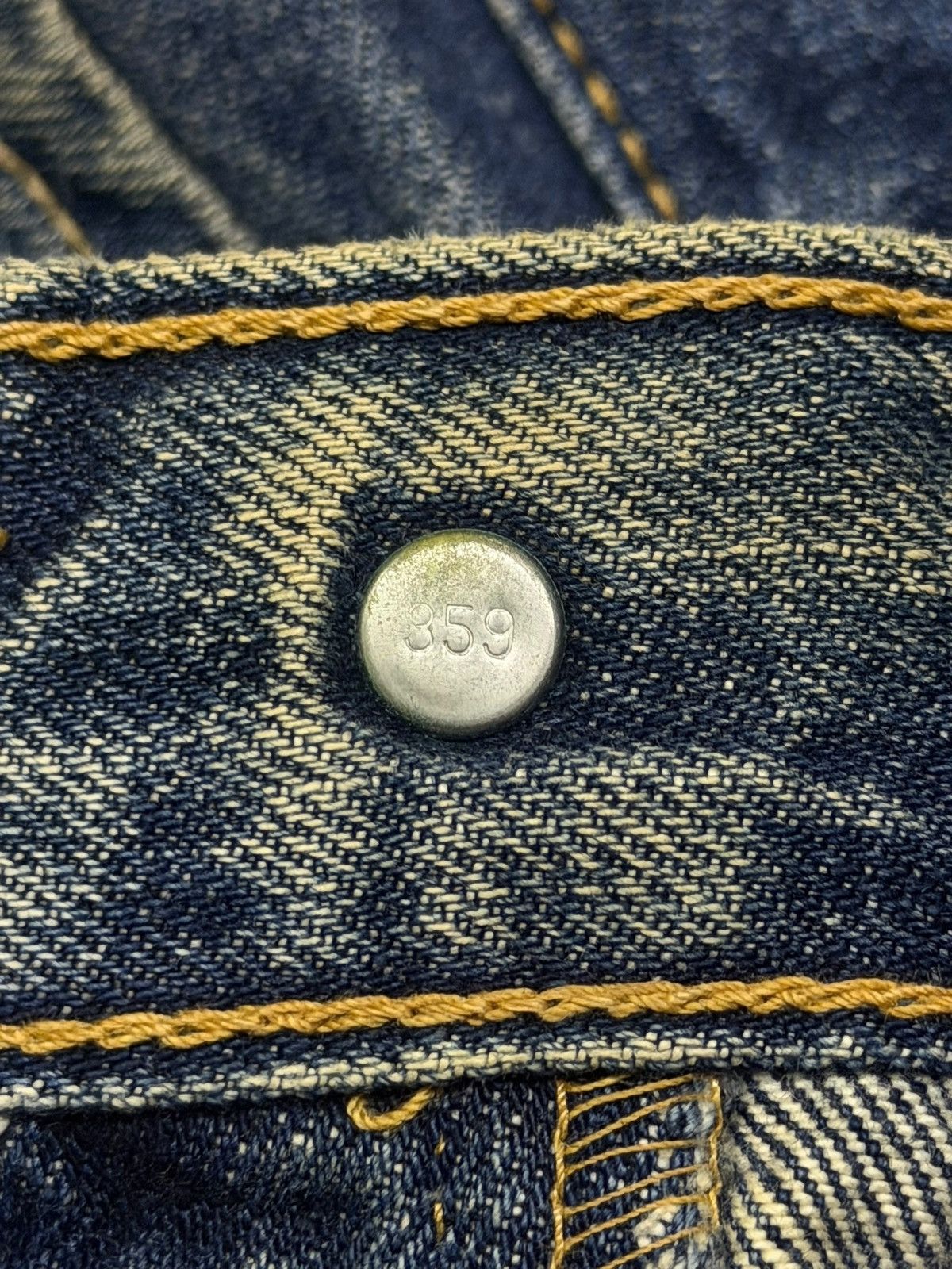 Levi's Vintage 00s Levi’s 501 Japan Exclusive Vintage Faded Denim Size US 32 / EU 48 - 11 Thumbnail