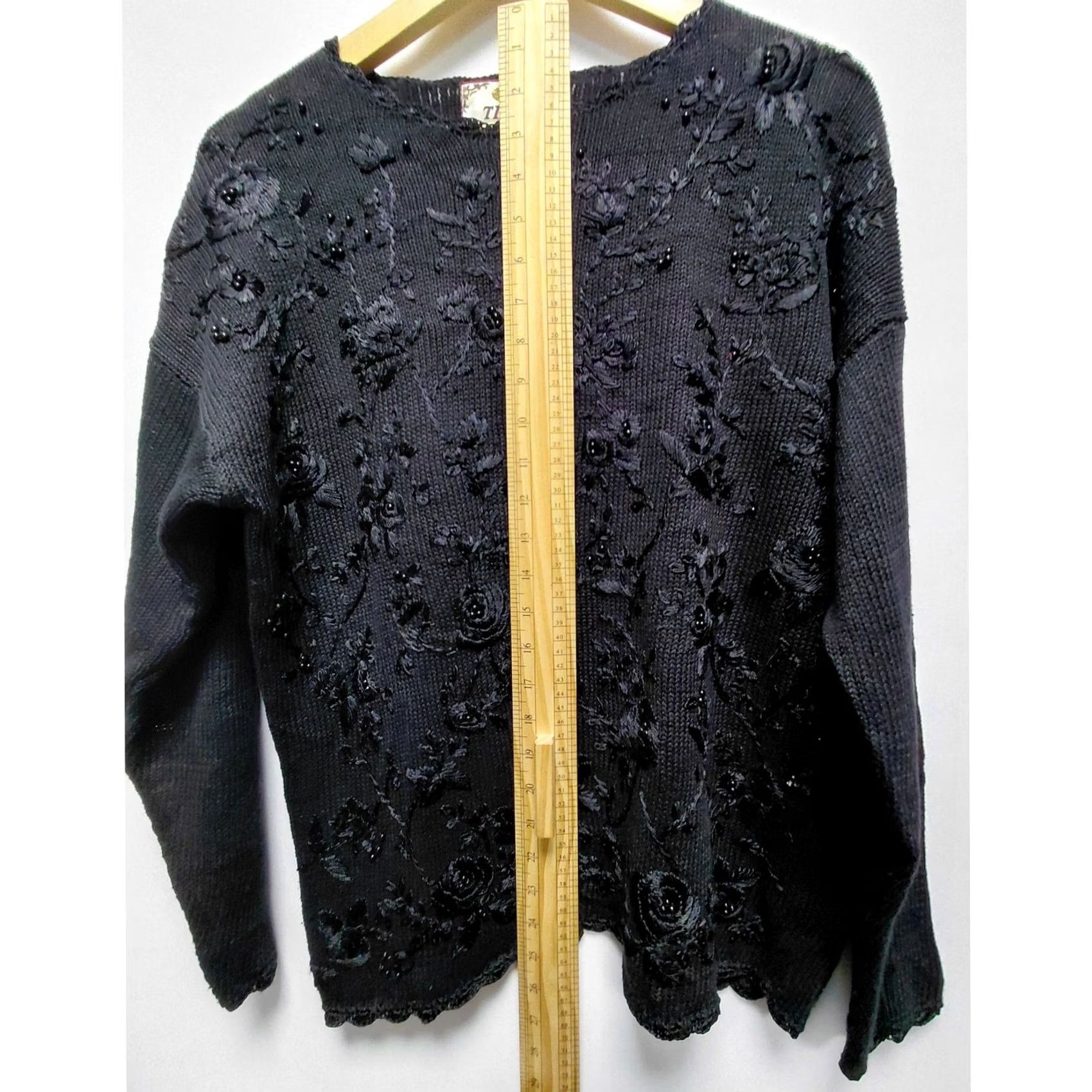 Vintage VINTAGE TIARA PETITES Sweater Women PM Ramie Cotton Black Floral Knit Crew Neck Long Sleeve Casual Pullover - Hand Wash Only Women Vintage 1990s Size M / US 6-8 / IT 42-44 - 6 Thumbnail