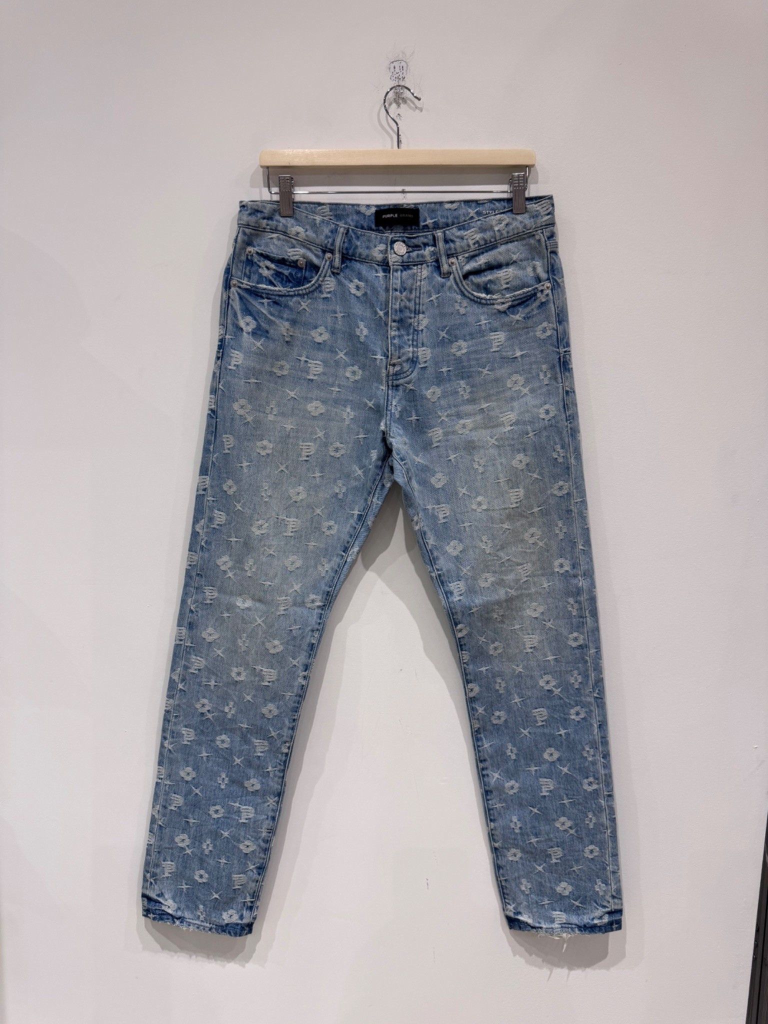 Purple Brand Purple Brand P005 Monogran Jeans Light Indigo Size US 31 - 1 Thumbnail