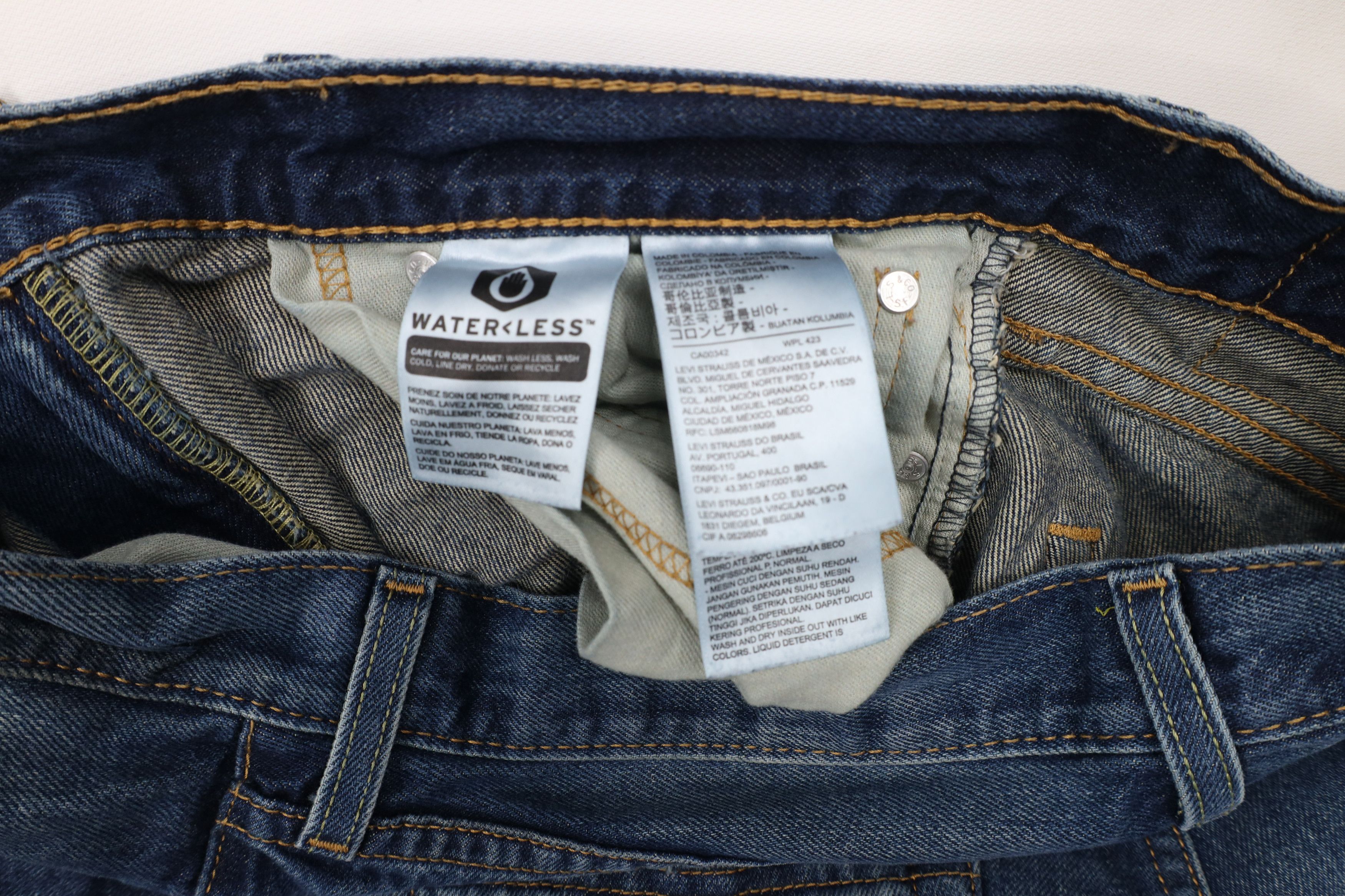 Levi's × Vintage Vintage Y2K Levis Ripped Slim Fit Denim Jeans Blue Cotton Size US 33 - 9 Thumbnail