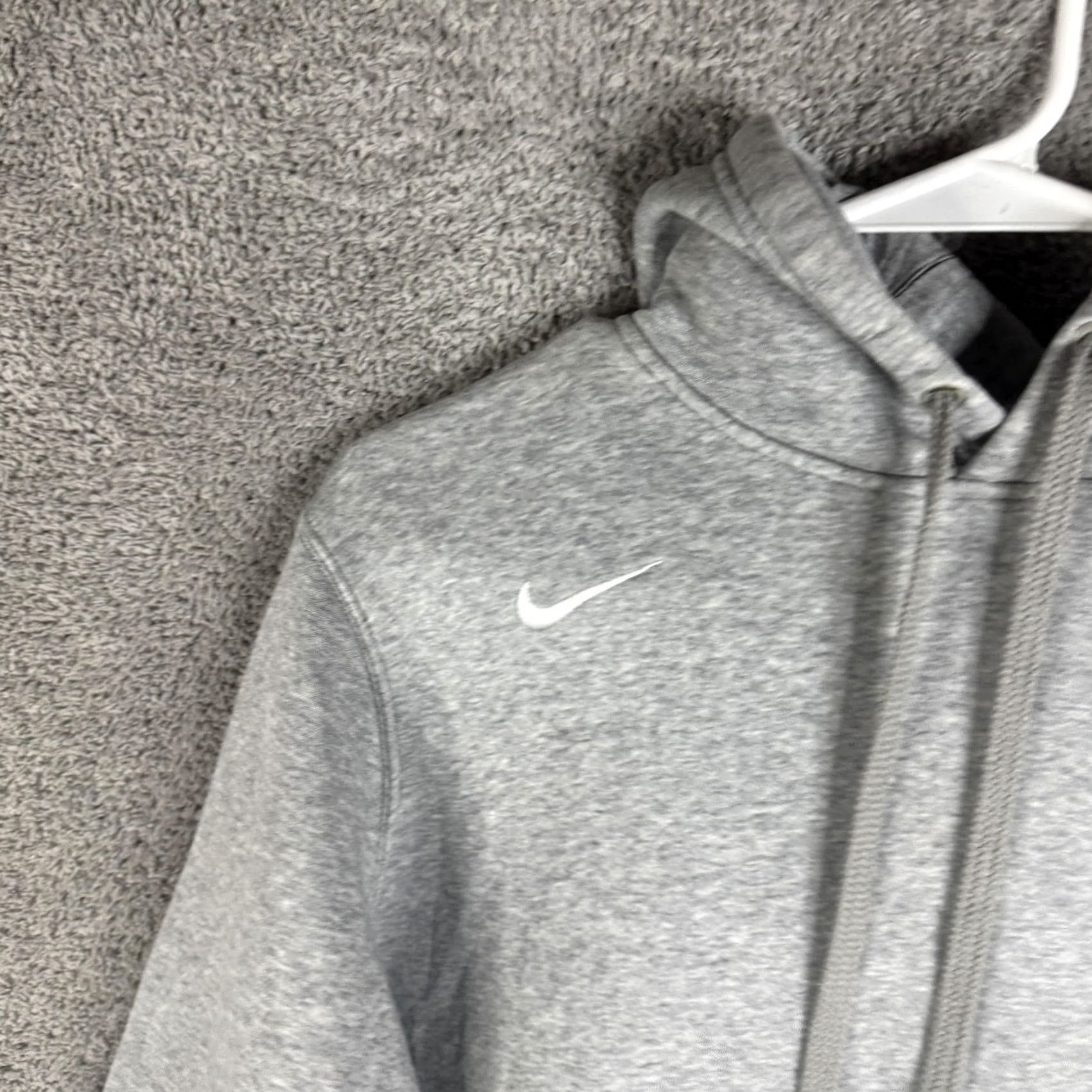 Nike Nike Hoodie Mens Medium Gray Pullover Fleece Sweatshirt CFC Lacrosse Ribbon Logo Size US M / EU 48-50 / 2 - 5 Thumbnail