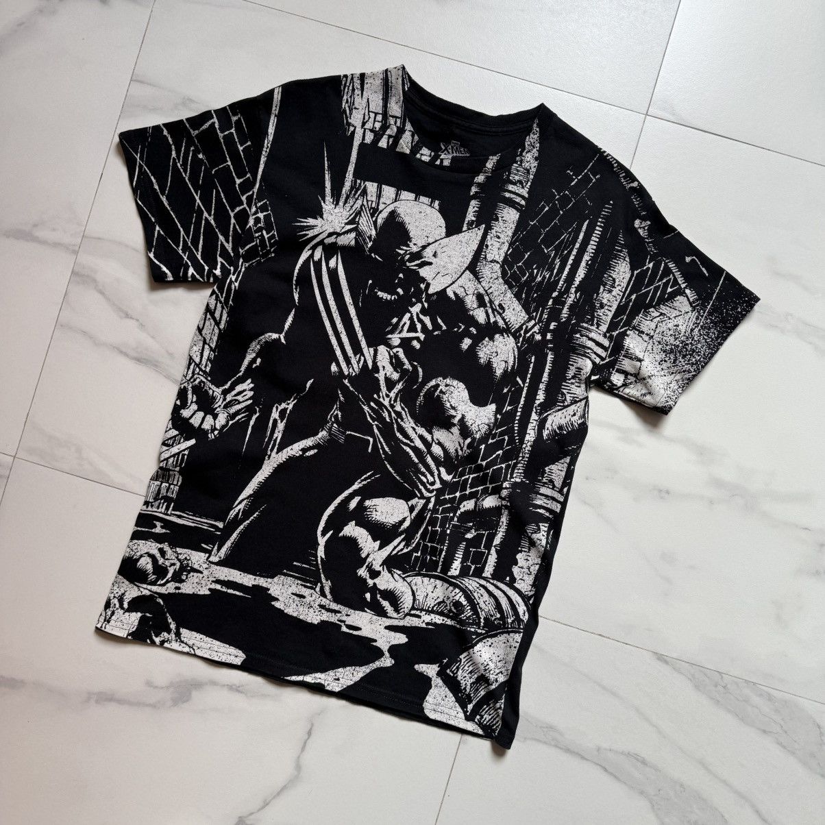 Marvel Comics × Vintage × Wolverine Vintage Y2K Wolverine Full Print T-Shirt Size US M / EU 48-50 / 2 - 3 Thumbnail