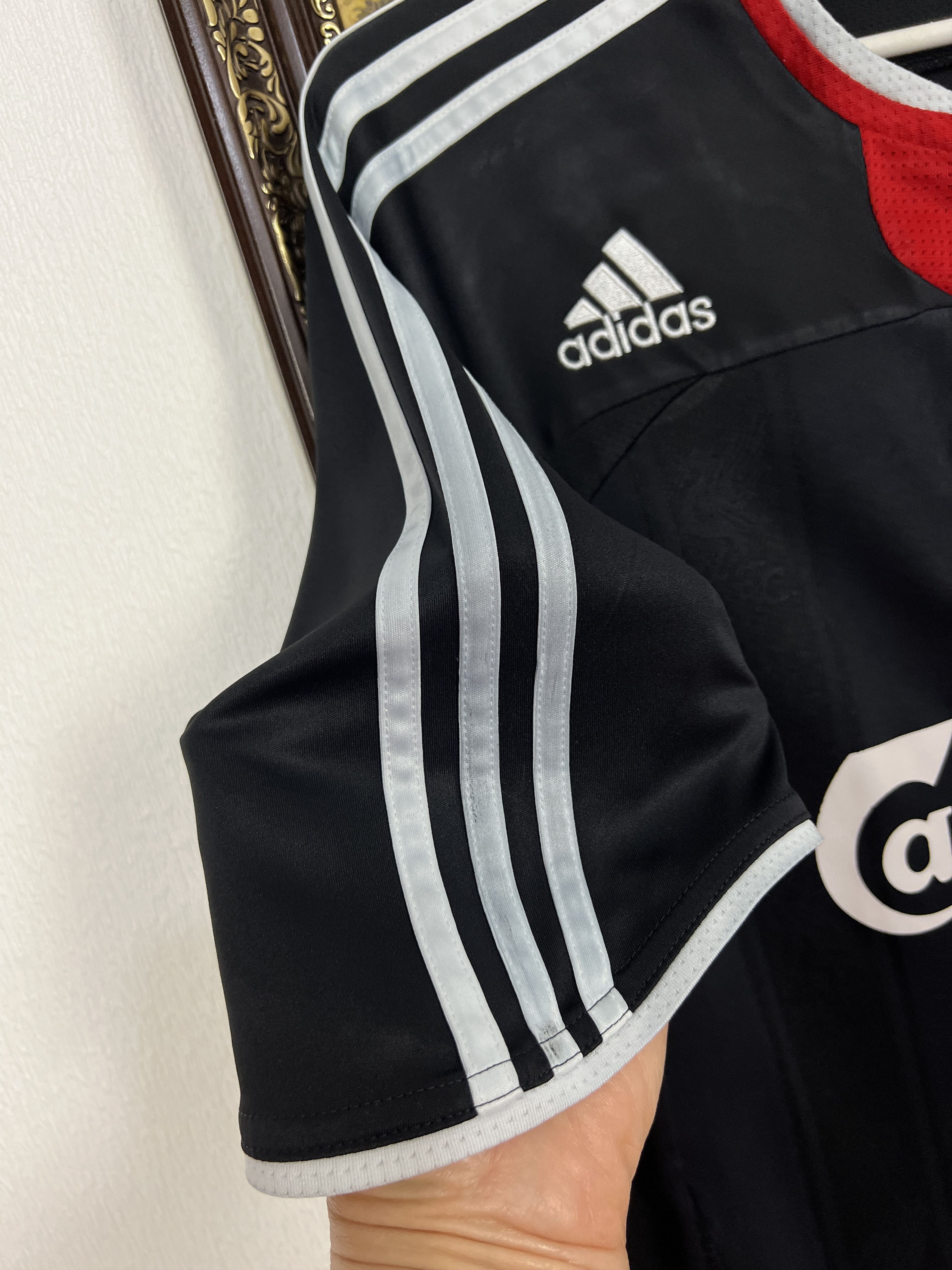 Adidas Liverpool Third football shirt Soccer Jersey Trikot Rare Size US M / EU 48-50 / 2 - 4 Thumbnail