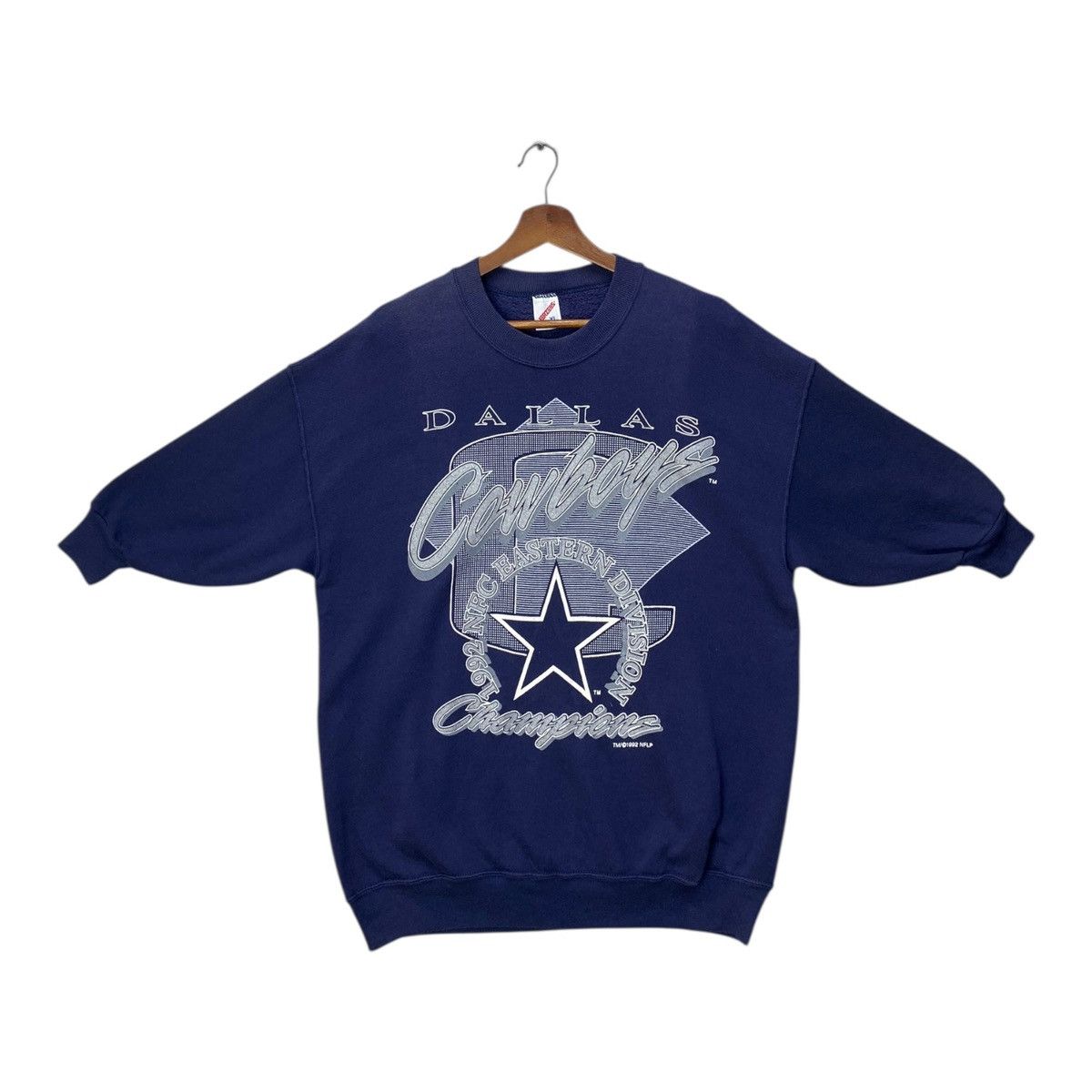 NFL Vintage 90s Dallas Cowboys Sweatshirt 1993 NFL Made In USA Size US XL / EU 56 / 4 - 1 Thumbnail