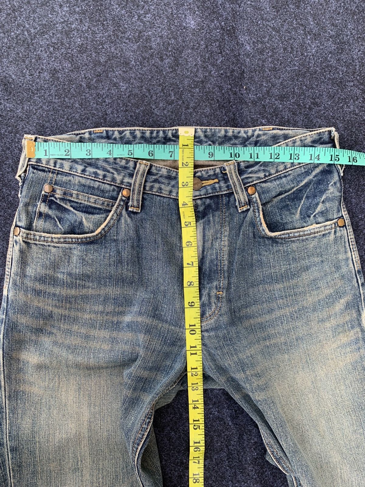 Wrangler FLARE WRANGLER JEANS FADED. Size US 30 / EU 46 - 6 Thumbnail
