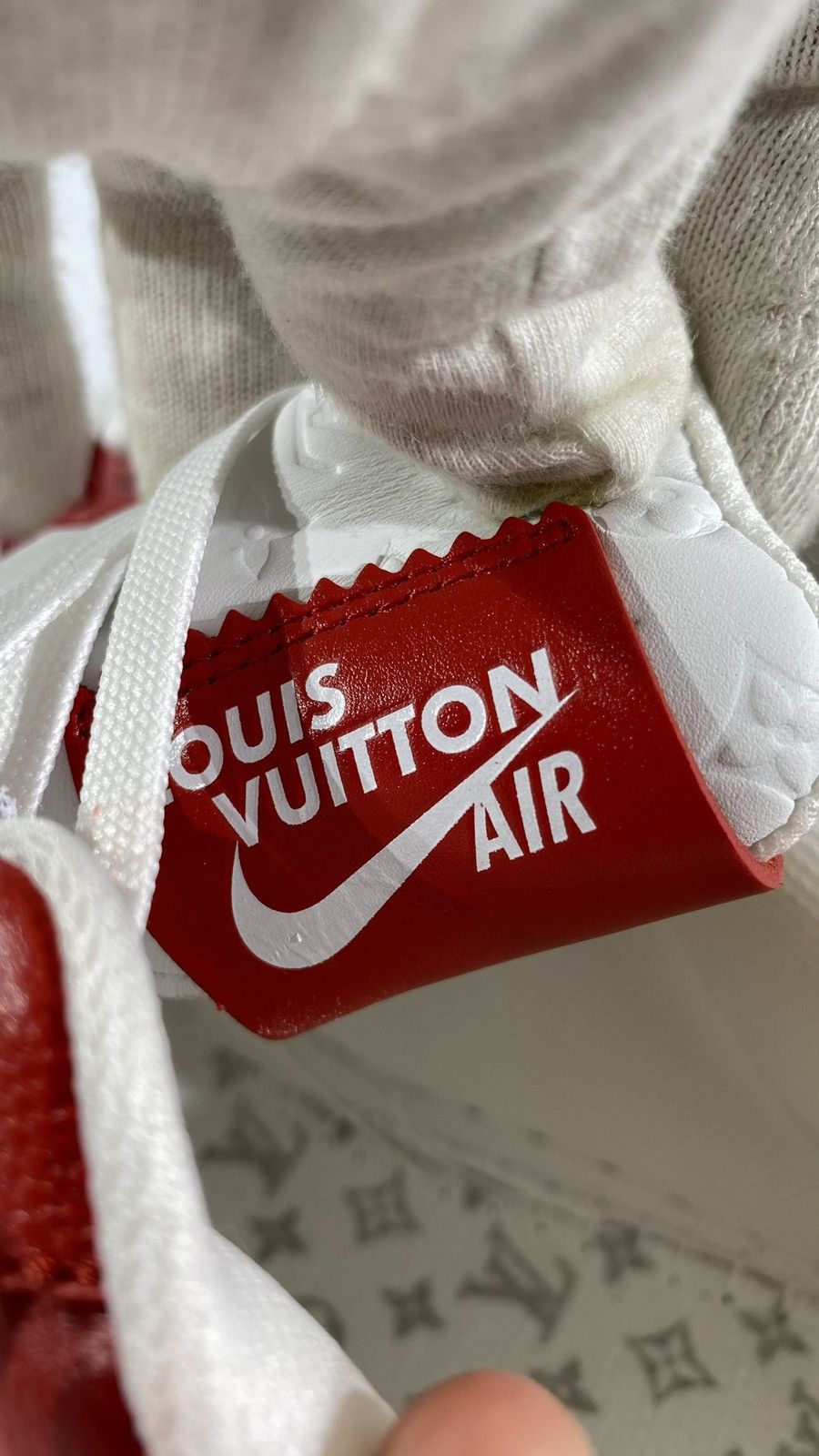 Louis Vuitton Louis Vuitton X Nike 8.5 Air Force 1 White Red Virgil Abloh Size US 8.5 / EU 41-42 - 15 Thumbnail