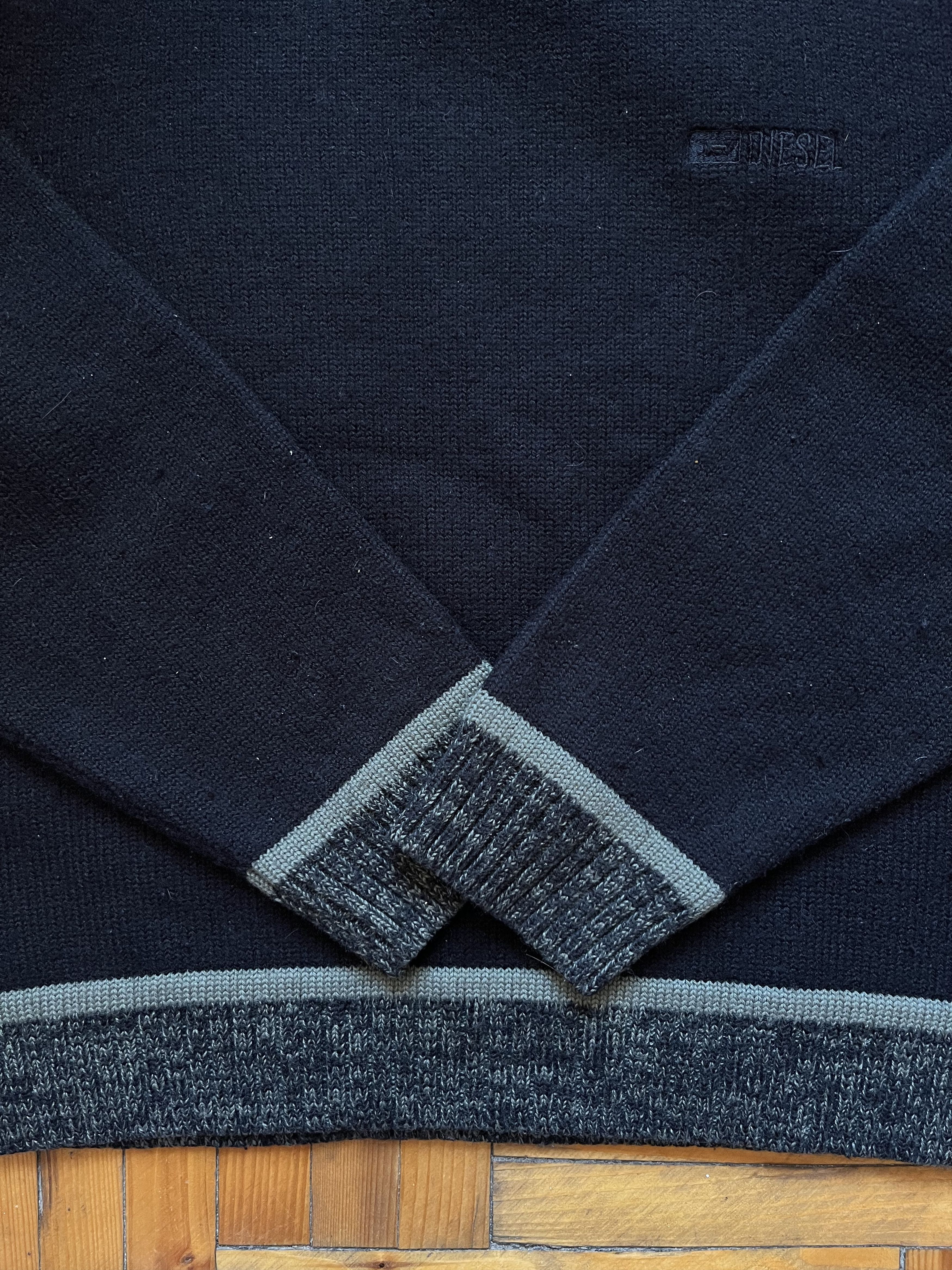 Diesel Vintage Diesel 90's Avant Garde Made In Italy Sweater Knit Size US M / EU 48-50 / 2 - 6 Thumbnail