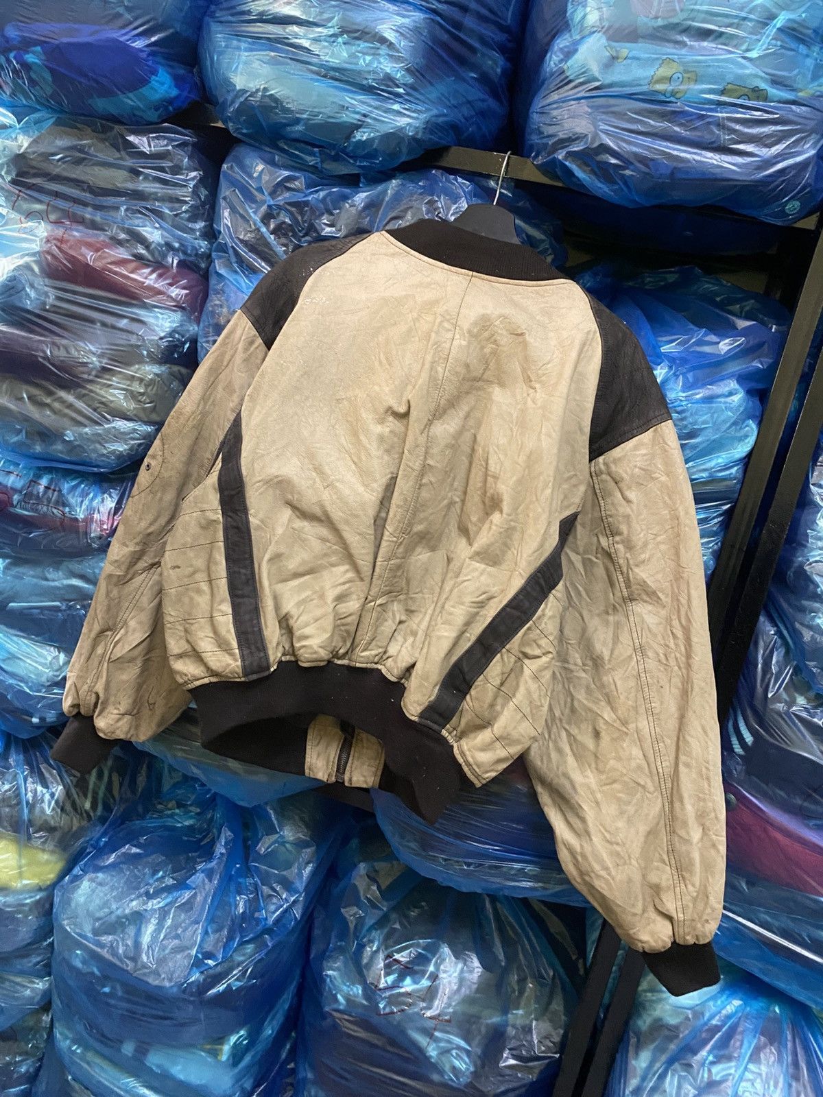 Other Mike Kurtis Paris Two-Tone Leather Bomber Jacket Distressed Size US L / EU 52-54 / 3 - 9 Thumbnail