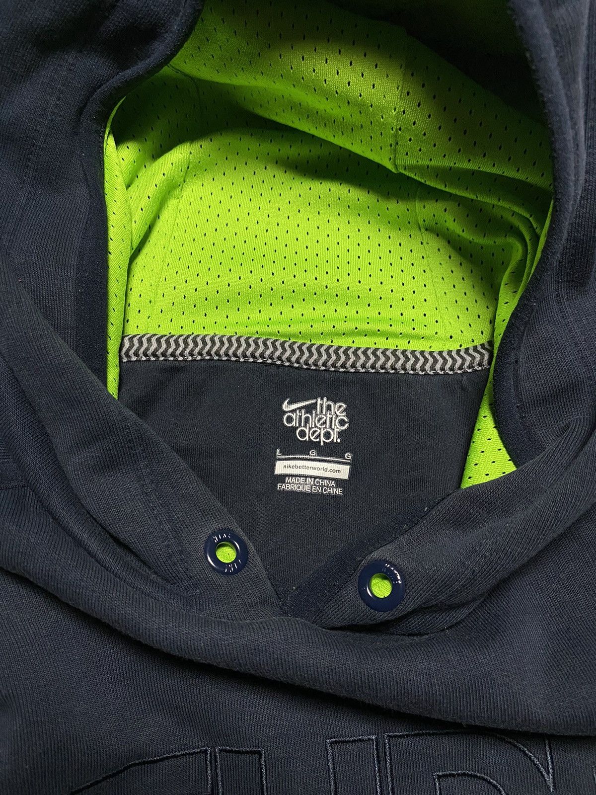 Nike × Vintage Vintage Nike Big Logo Athletic faded box fit y2k hoodie Size US L / EU 52-54 / 3 - 3 Thumbnail