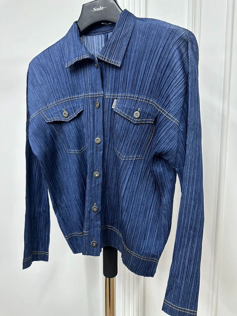 Issey Miyake Issey miyake size 3 Denim pleated jacket 2504-Nextarrow Size M / US 6-8 / IT 42-44 - 2 Thumbnail