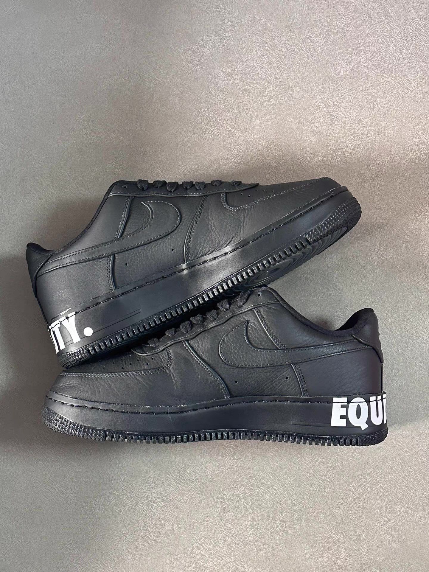 Nike Nike AF1 Black History Month Ｑ20 Size US 9.5 / EU 42-43 - 4 Thumbnail