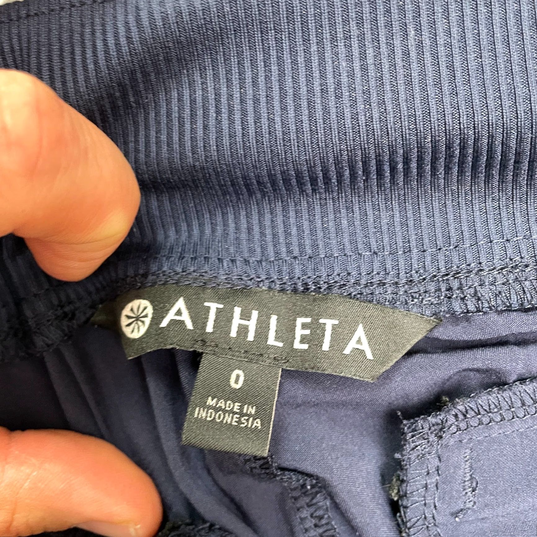 Athleta Athleta Pants Womens 0 Blue Athleta Performance Pull On Tapered Leg Jogger Streetwear Activewear (XS-?) Size 25" / US 0 / IT 36 - 7 Thumbnail
