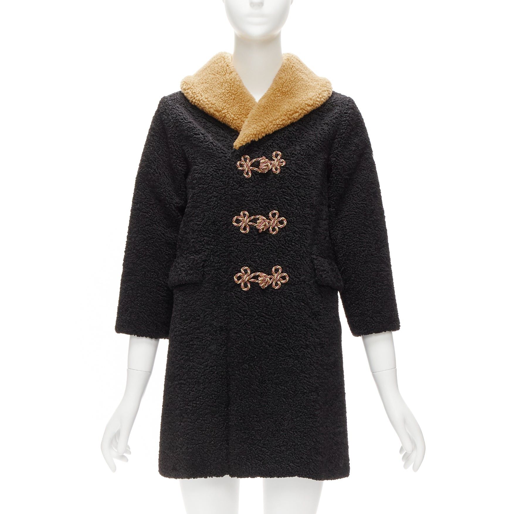 Gucci GUCCI KIDS black beige anchor knots faux shearling Teddy coat 8Y Size XS / US 0-2 / IT 36-38 - 1 Thumbnail