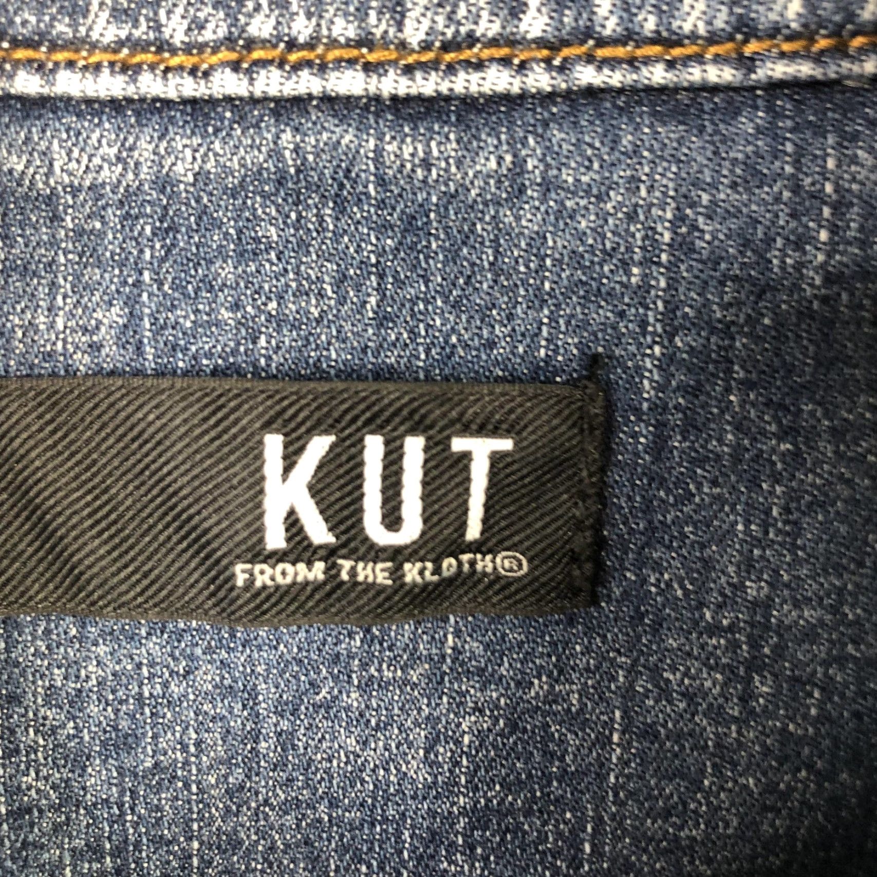 Vintage KUT from the Kloth Denim Jacket Womens 1X Blue Raw Hem Button Front KJ0314MB1-3 Jacket Adult Womens Blue Denim Short Jacket Size XL / US 12-14 / IT 48-50 - 6 Thumbnail