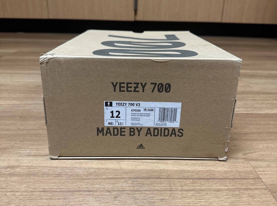 Adidas adidas Yeezy 700 V3 Kyanite Size US 12 / EU 45 - 8 Thumbnail