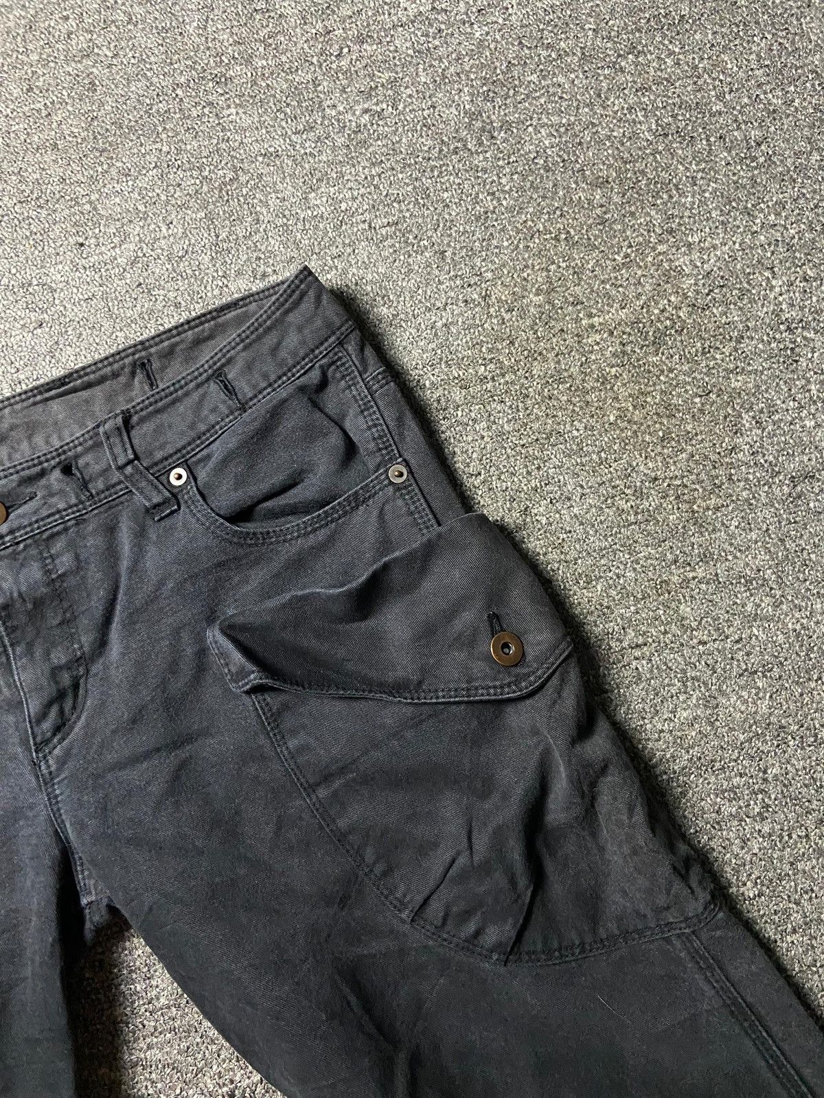 Japanese Brand Japanese Brand Black Faded Cargo Jeans Pants (162) Size US 33 - 3 Thumbnail