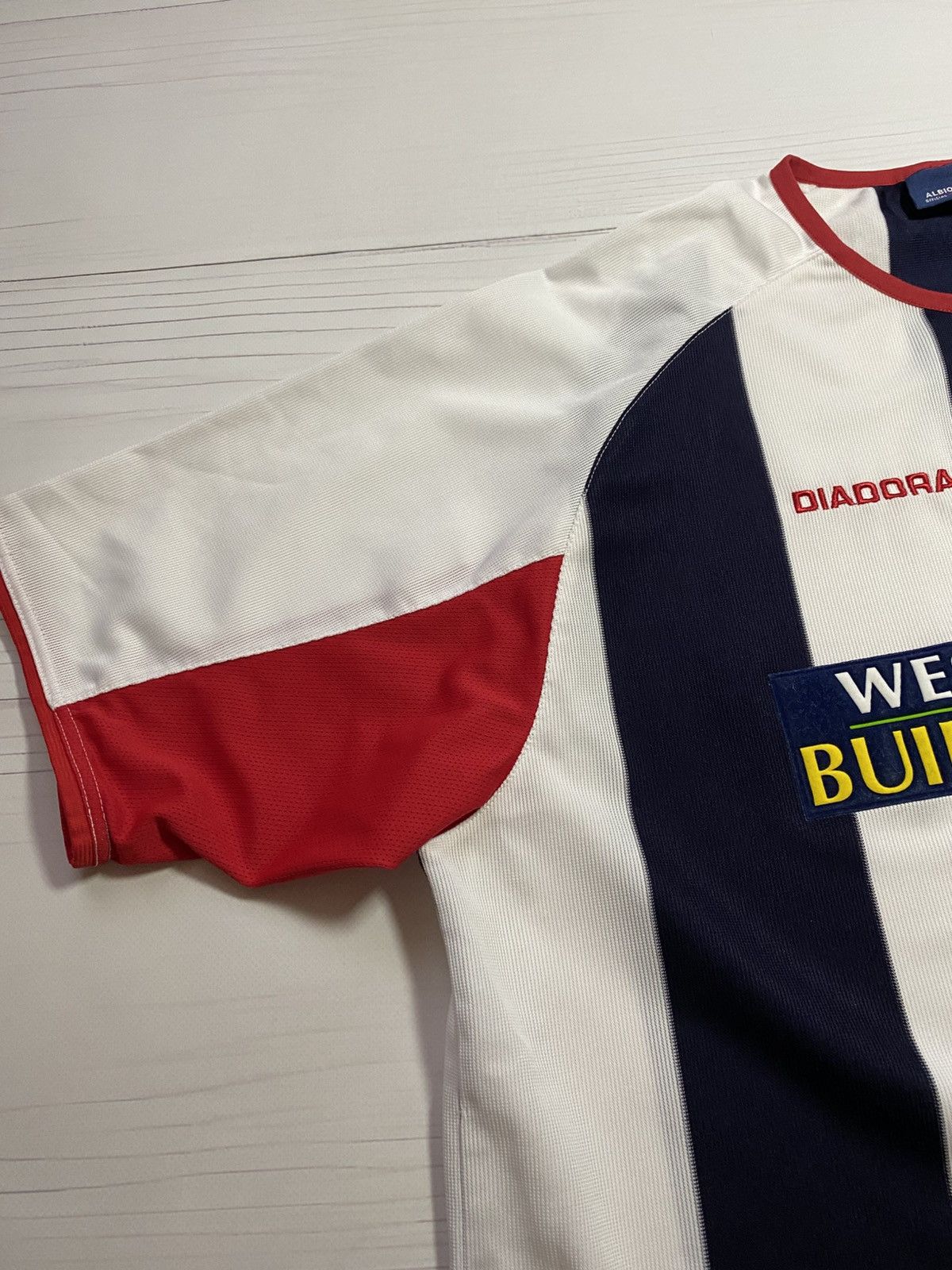 Vintage Vintage Diadora West Bromwich Albion 2003/04 home t shirt Size US XL / EU 56 / 4 - 10 Thumbnail